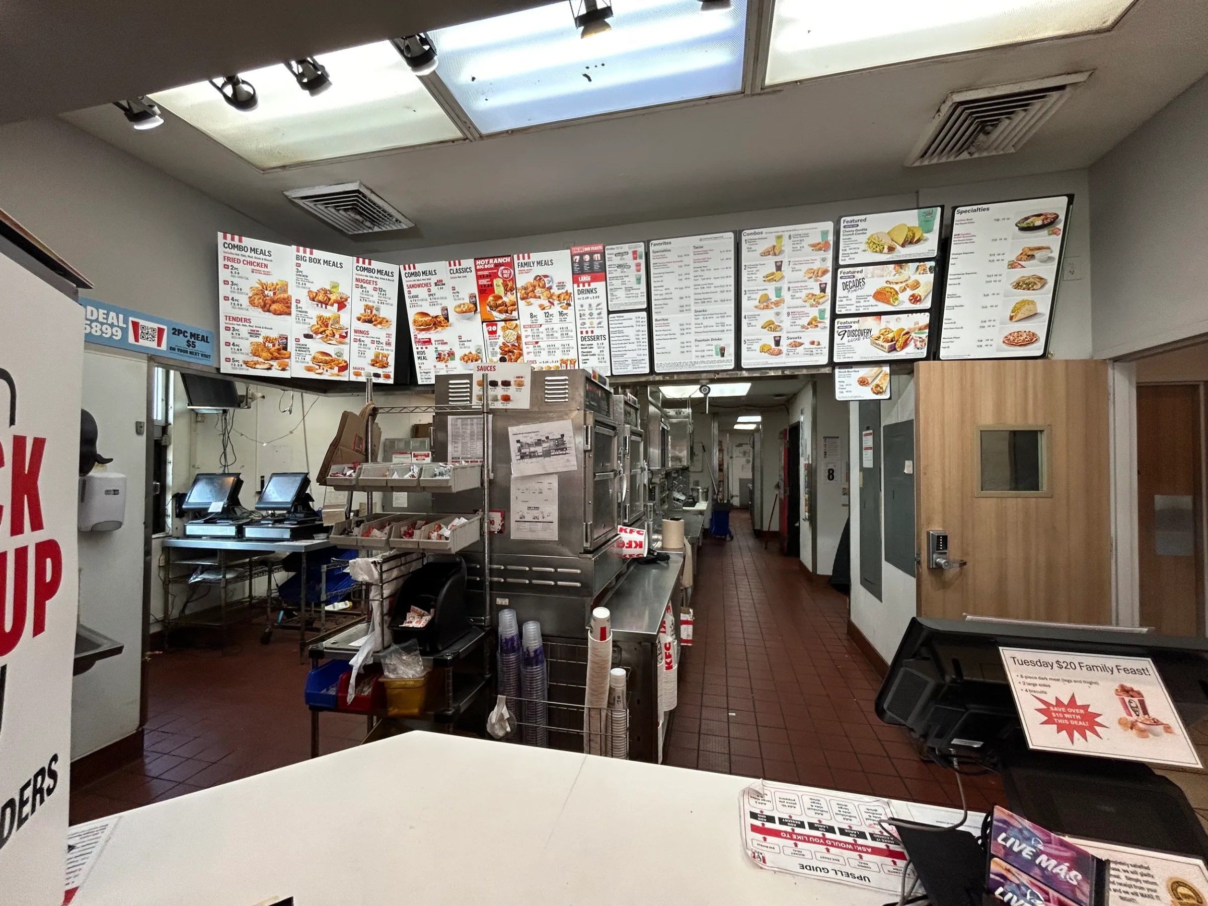 Drive-Thru Restaurant for Lease in Portsmouth, VA, 3,258 SF - Thumbnail 2