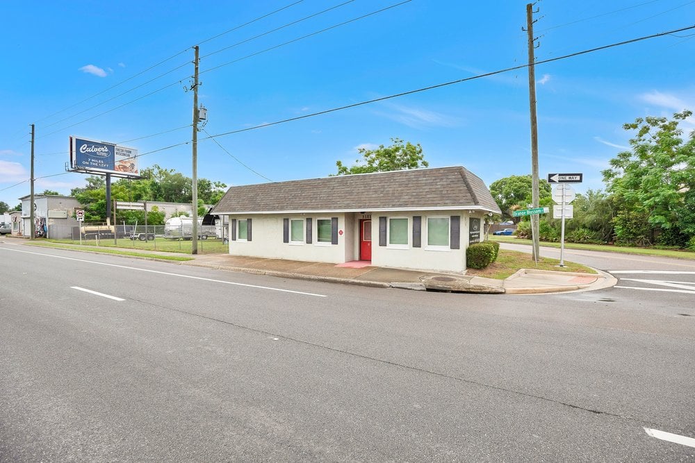Fast Casual Restaurant for Sale in Zellwood, FL, $775K
