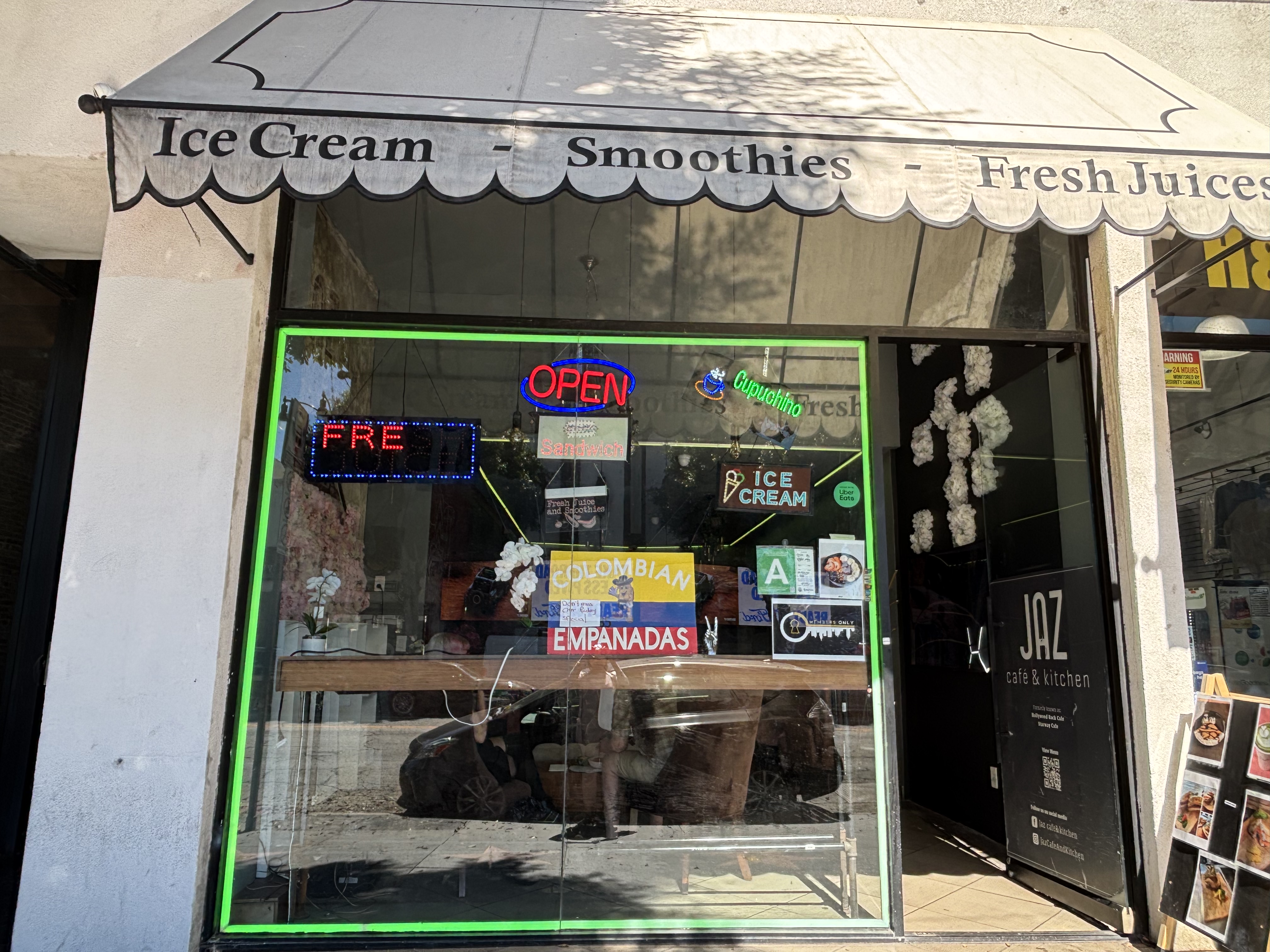 Full Restaurant for Sale