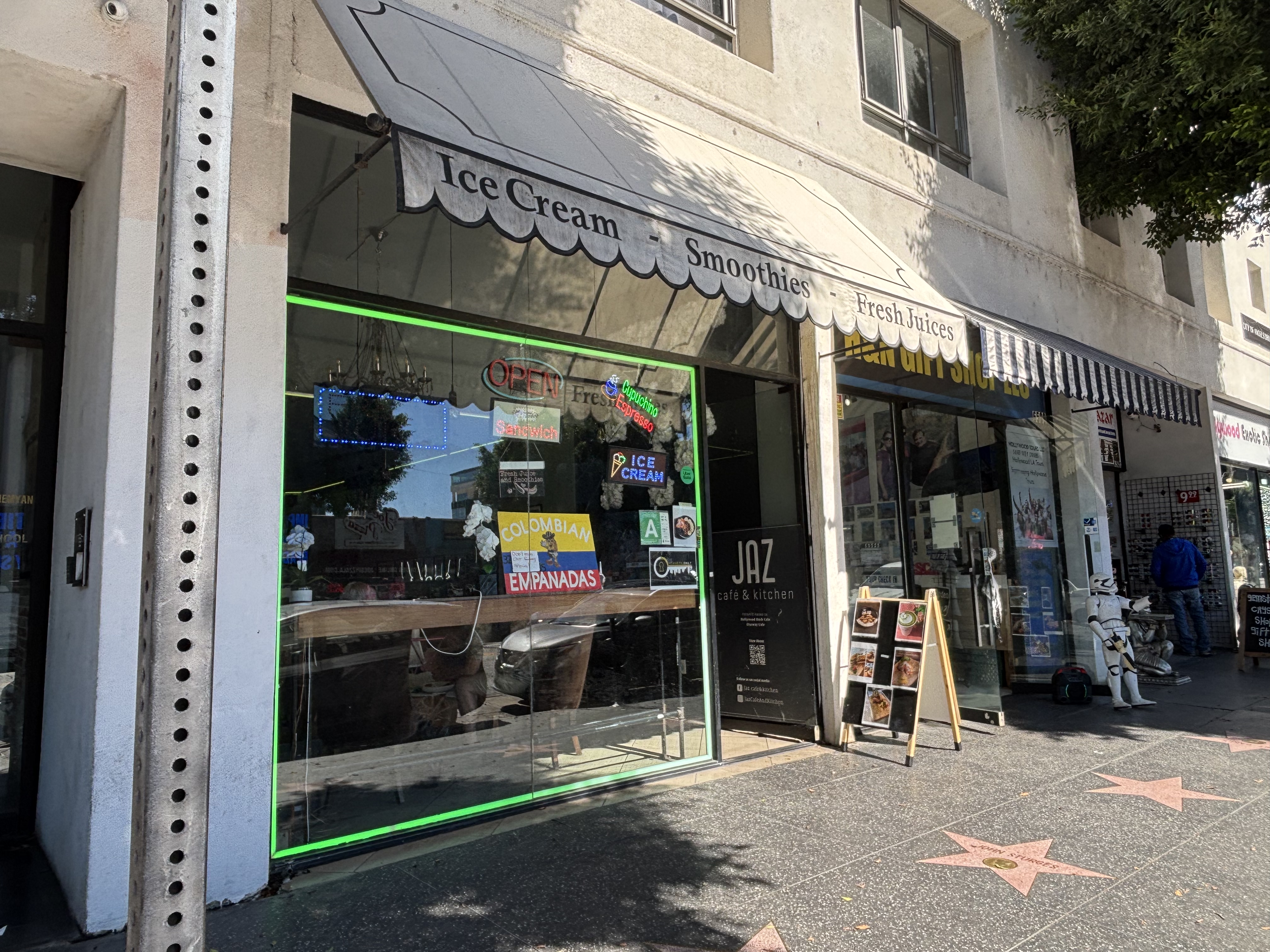 Full Restaurant for Sale