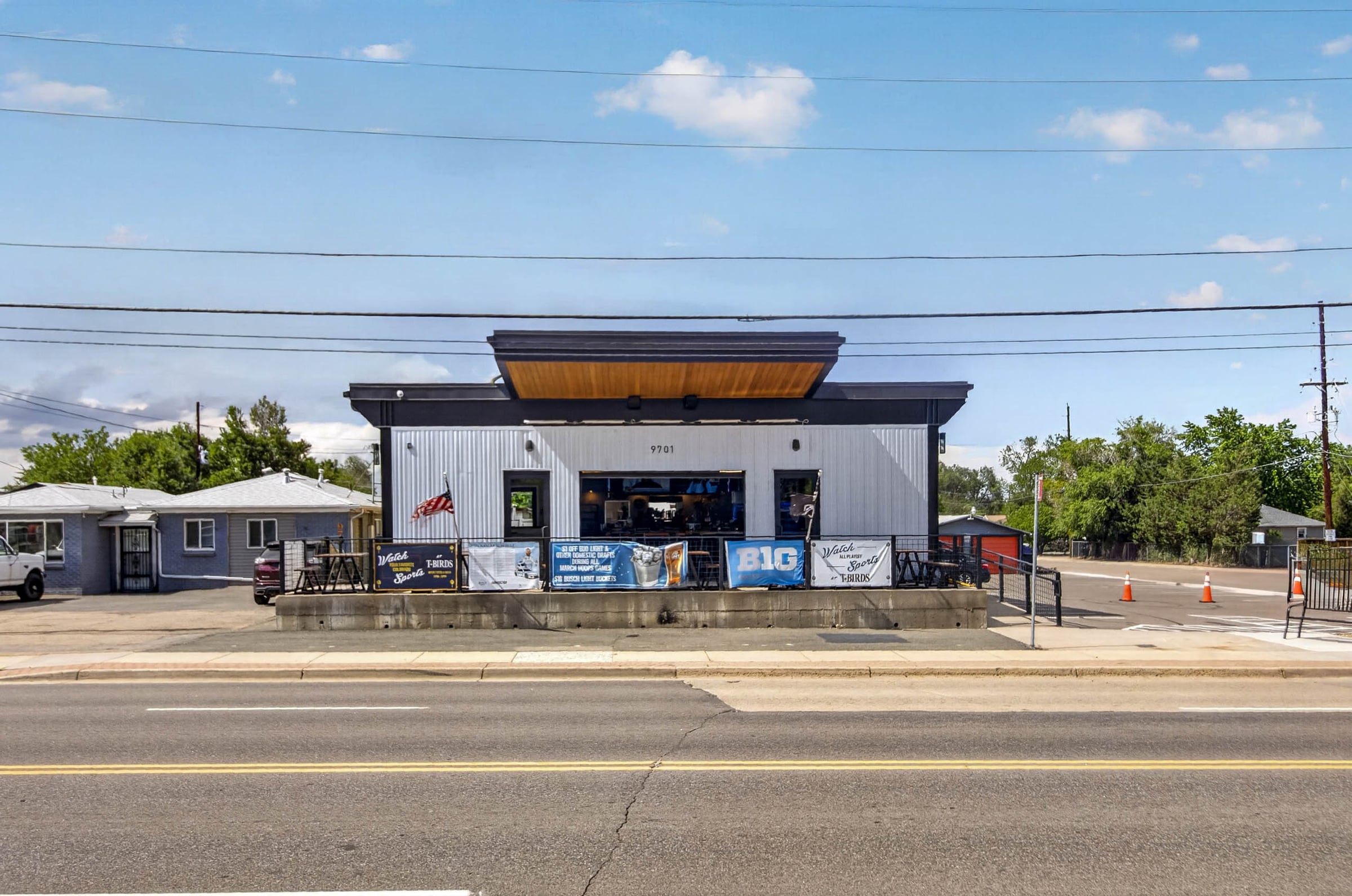 TURNKEY RESTAURANT + REAL ESTATE OPPORTUNITY IN WHEAT RIDGE - Thumbnail 4