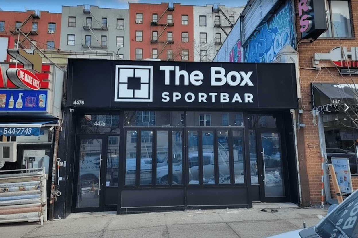 Uptown: Vented Bar / Restaurant