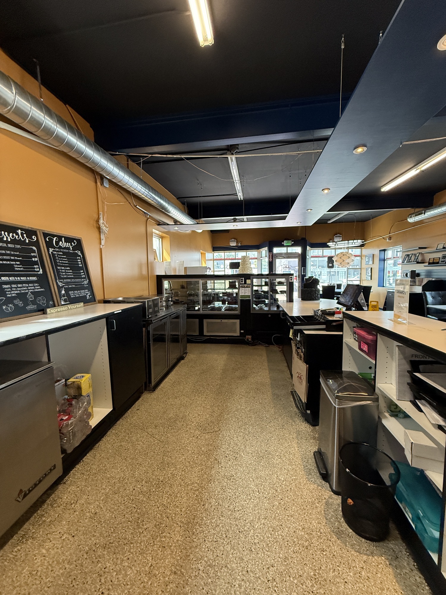 Turnkey Bakery/Retail Sublease - Thumbnail 2