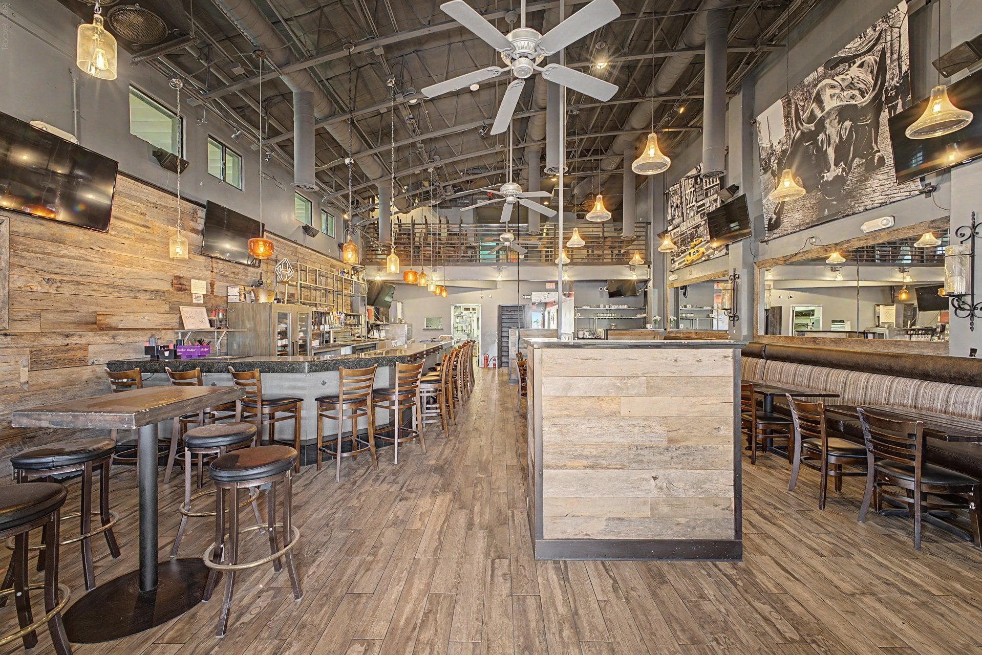 Multi-Use Full Restaurant for Sale in Phoenix, AZ, $1.3M - Thumbnail 1