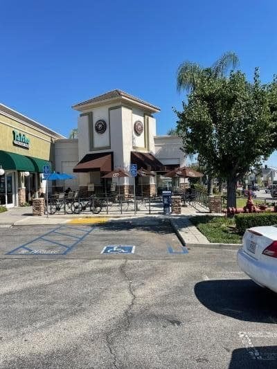 Piology Pizza , Established Franchise with Strong Cash Flow - Image 1