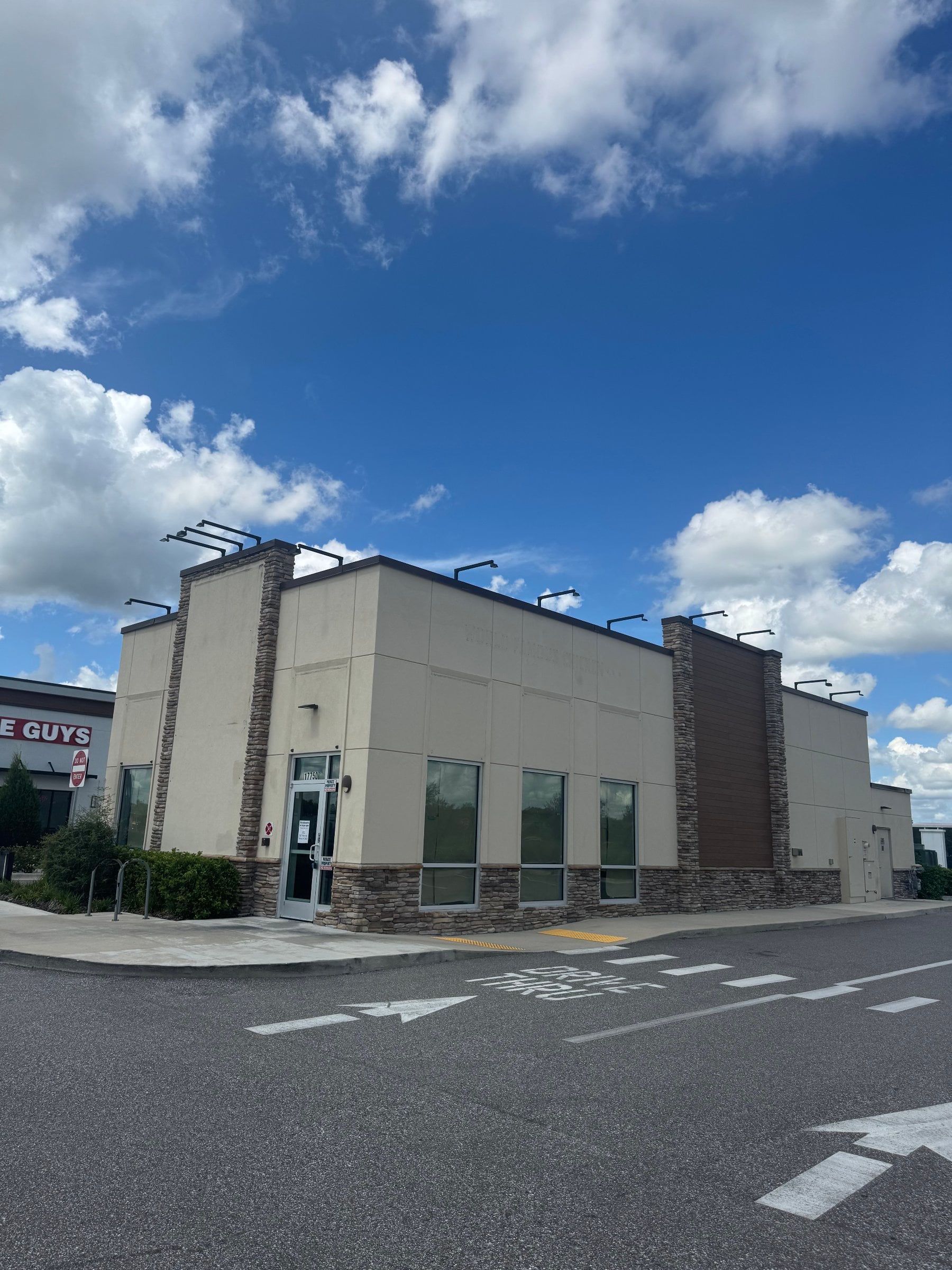 Drive-Thru Restaurant for Sub-Lease in Land O' Lakes, FL