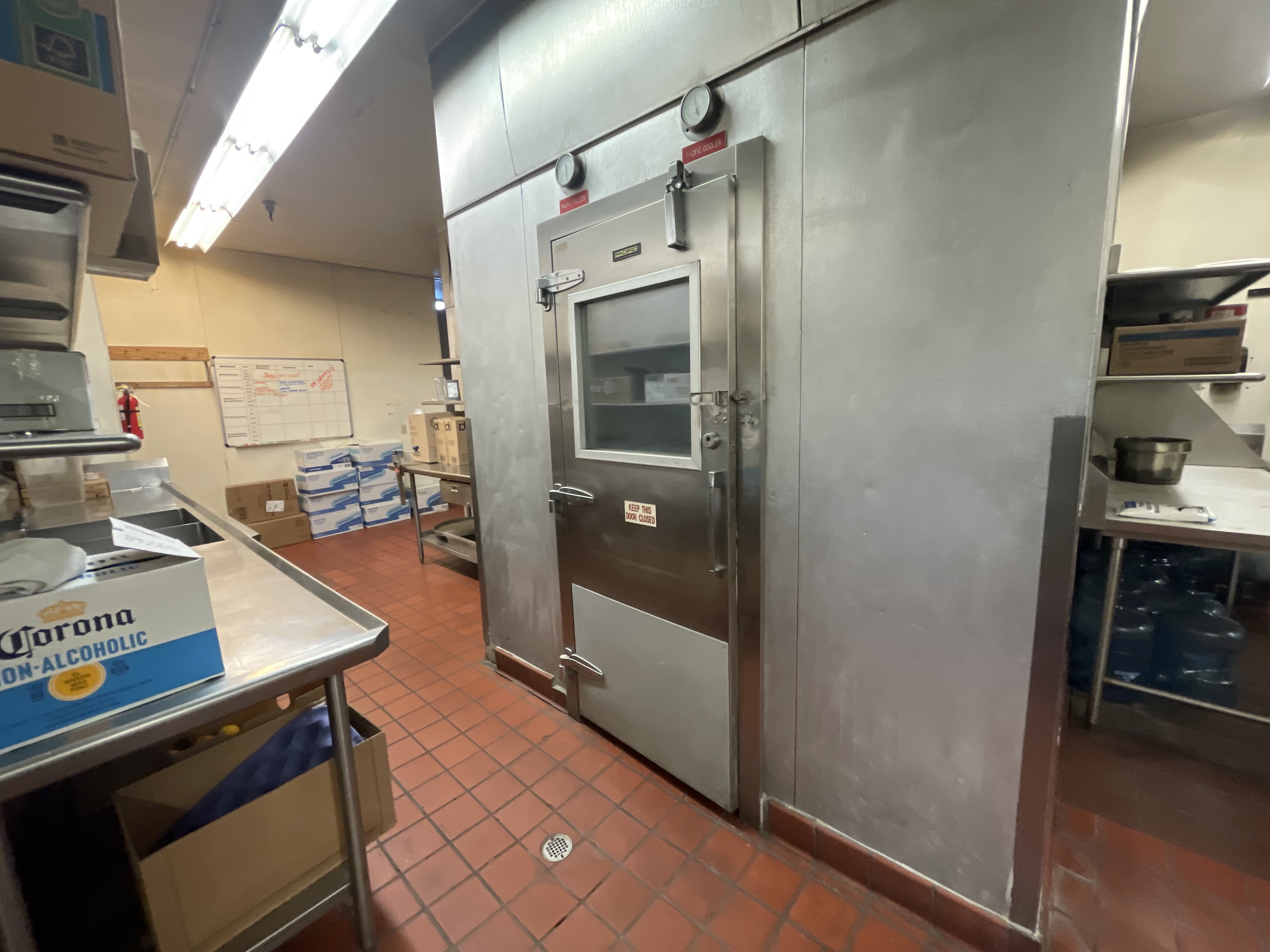 Multi-Use Full Restaurant for Lease in Stockton CA - Thumbnail 4