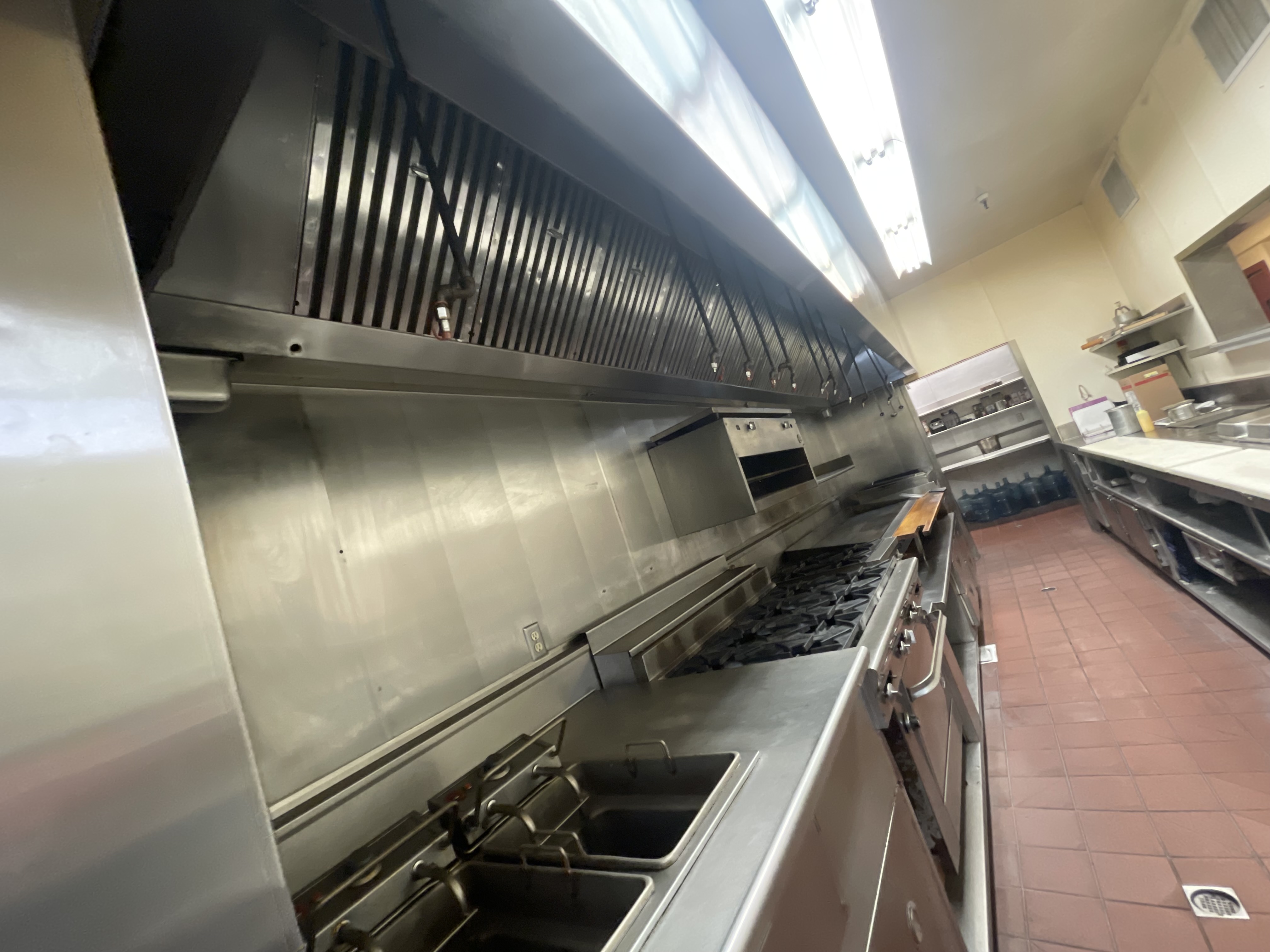 Multi-Use Full Restaurant for Lease in Stockton CA - Thumbnail 3