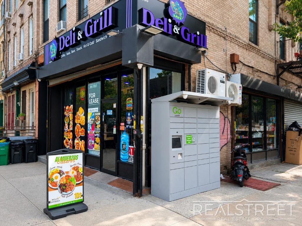 Fast Casual Restaurant for Lease in Brooklyn, NY, 1,250 SF