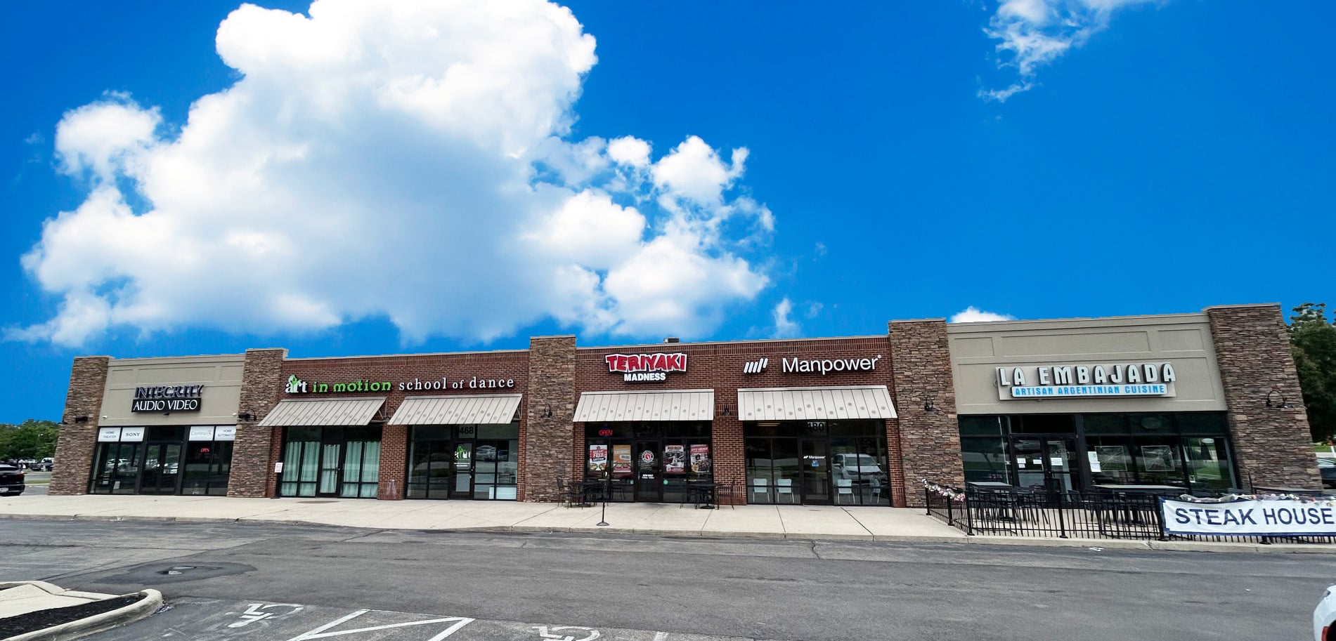 Spring Valley Retail Center 2nd Generation Restaurant  - Thumbnail 5