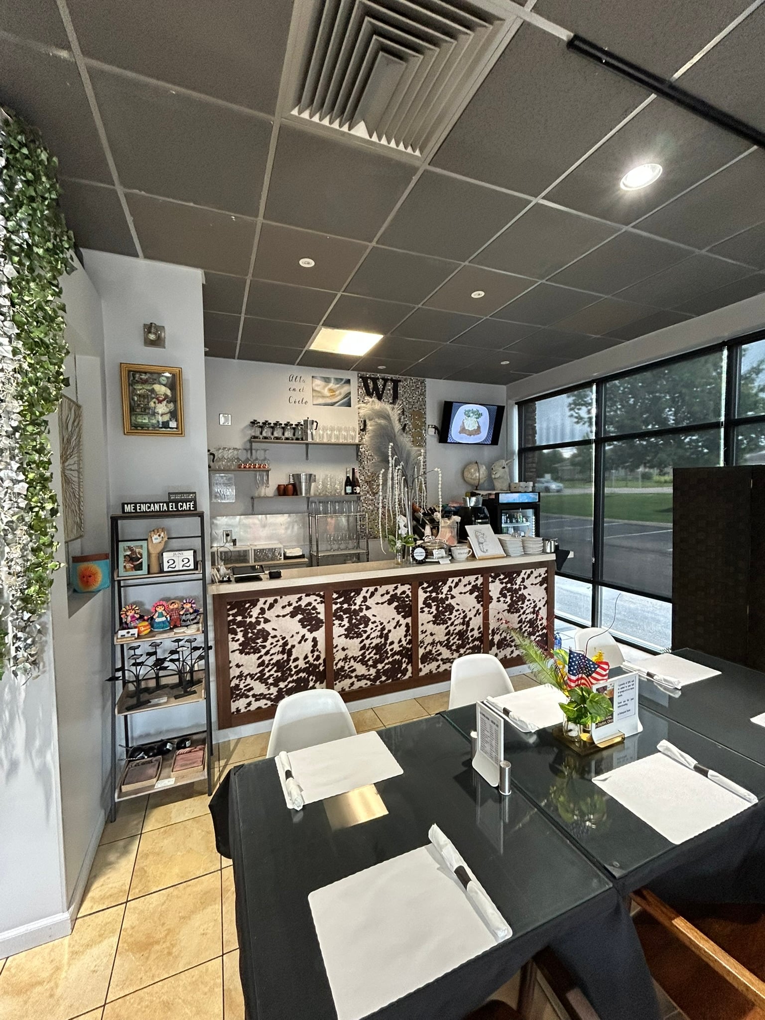 Spring Valley Retail Center 2nd Generation Restaurant  - Thumbnail 2