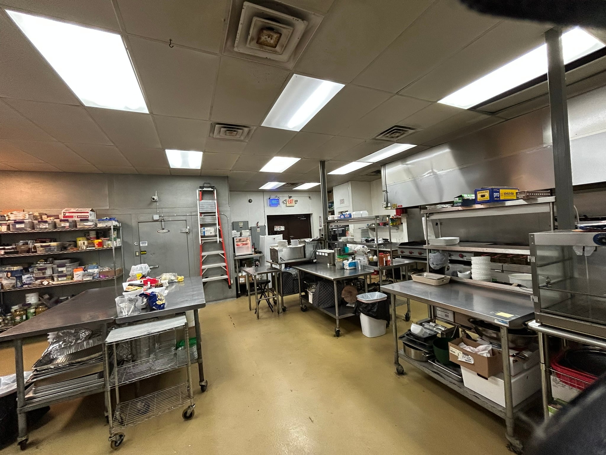 Spring Valley Retail Center 2nd Generation Restaurant  - Thumbnail 4
