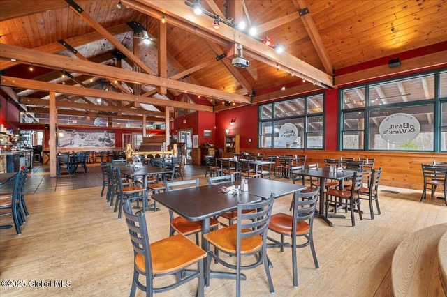 Full Restaurant in North Creek NY - Thumbnail 1