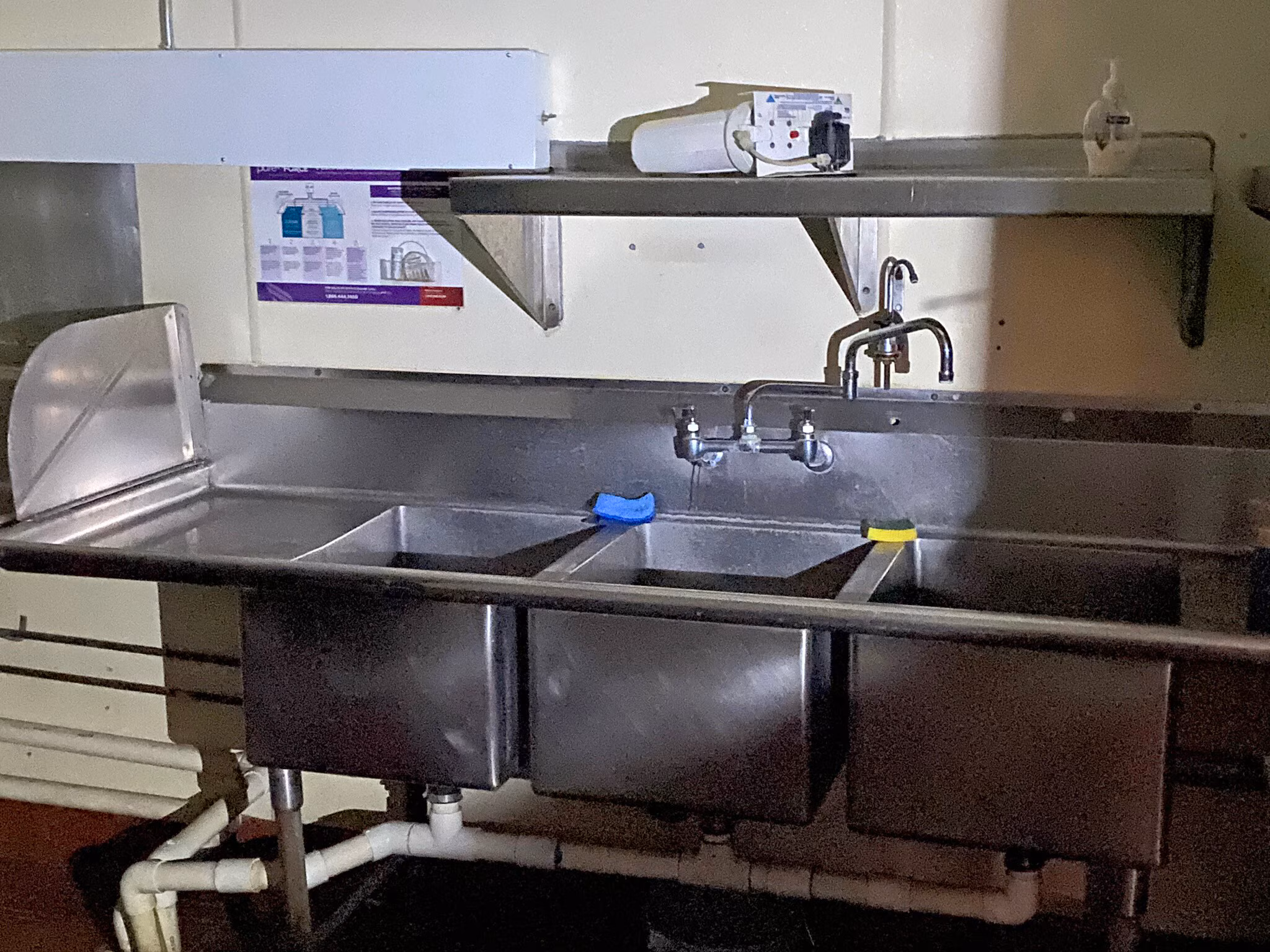 Multi-Use Full Restaurant for Lease in Riverside CA - Thumbnail 3