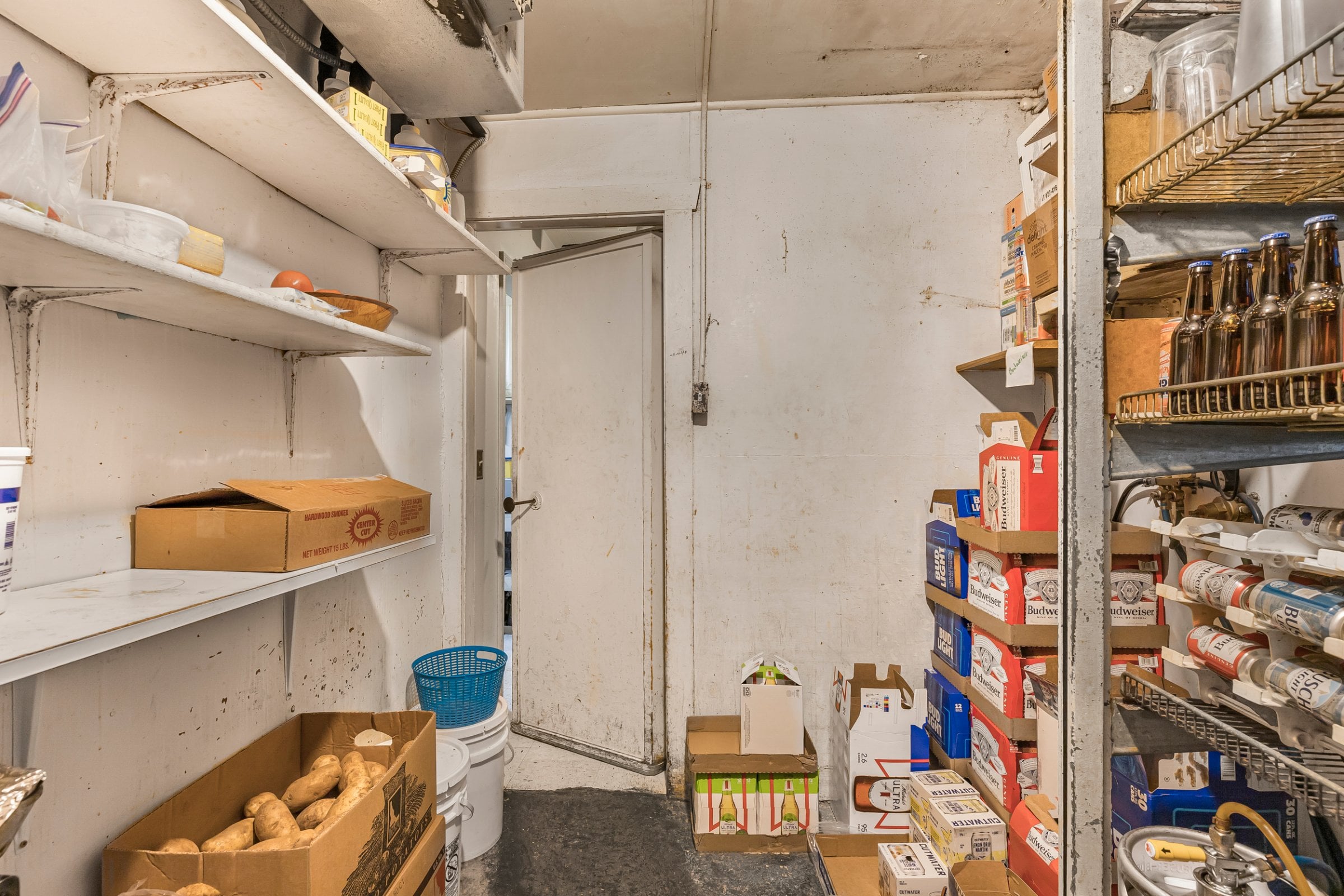 Full Restaurant for Sale in Pocatello, ID, $395K - Thumbnail 4