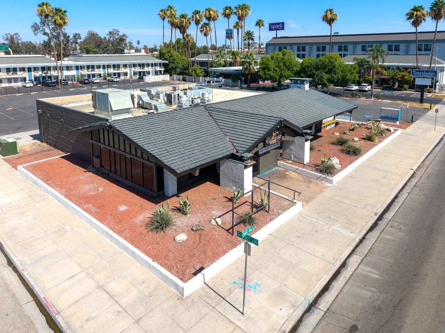 Free Standing +/- 5,600 SF Restaurant Space - Image 14