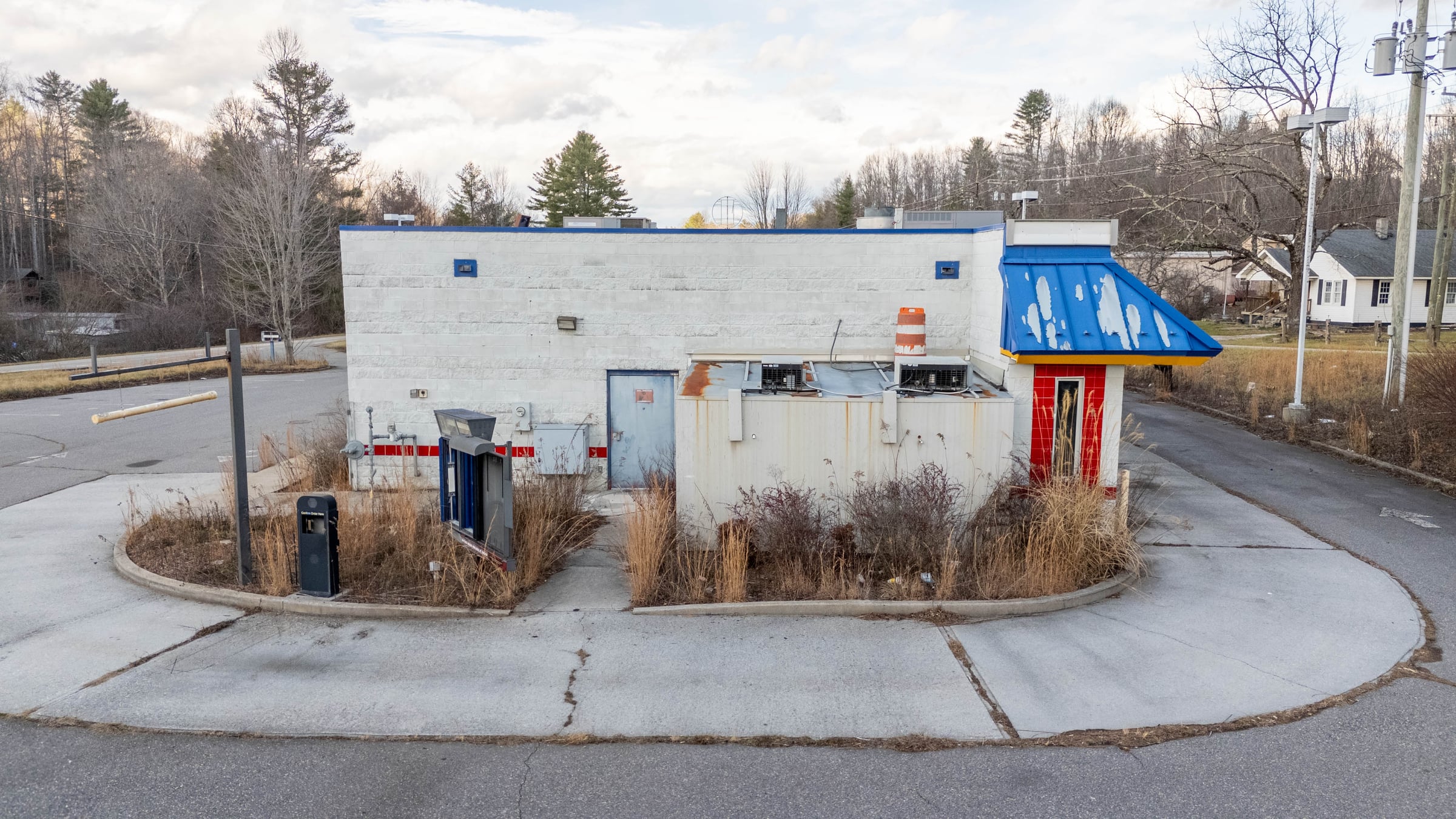 Freestanding Drive-Thru Restaurant Building in Spruce Pine, NC - Thumbnail 5