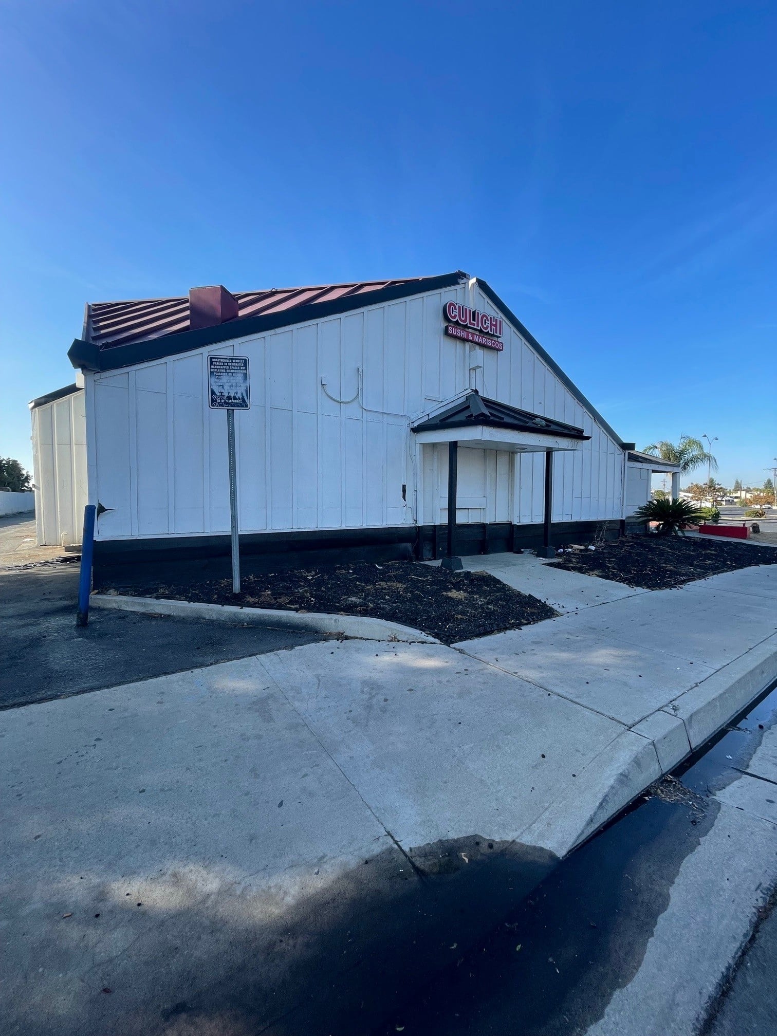 Full Restaurant for Lease in Bakersfield, CA – 4,168 SF - Thumbnail 1