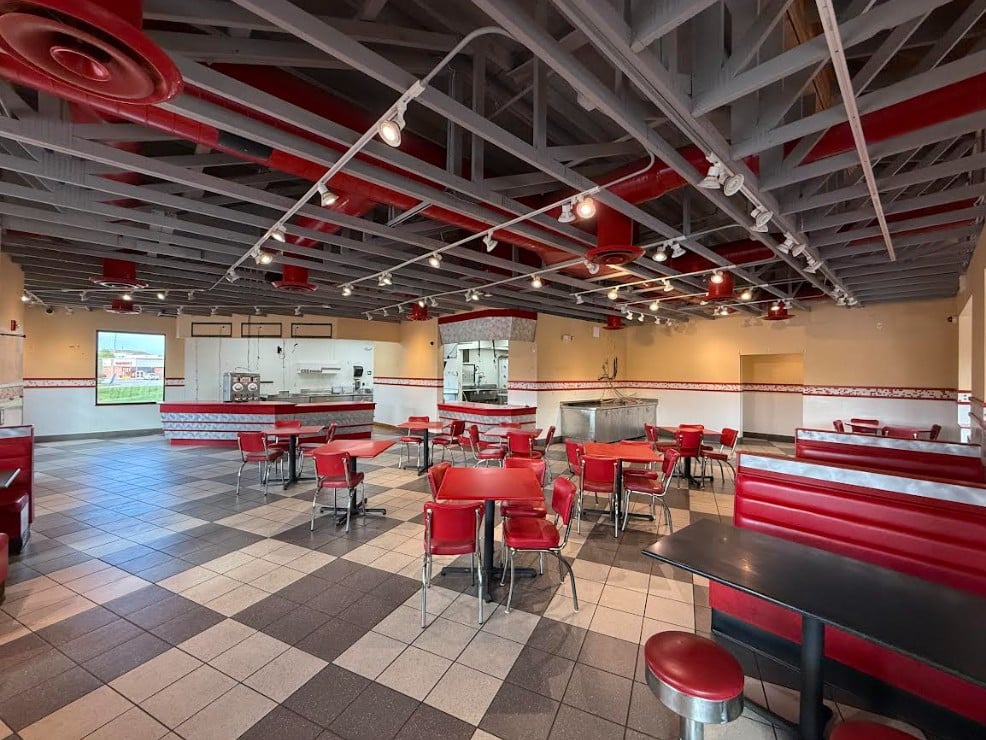 Full Restaurant for Sale in St. Peters, MO – $17M