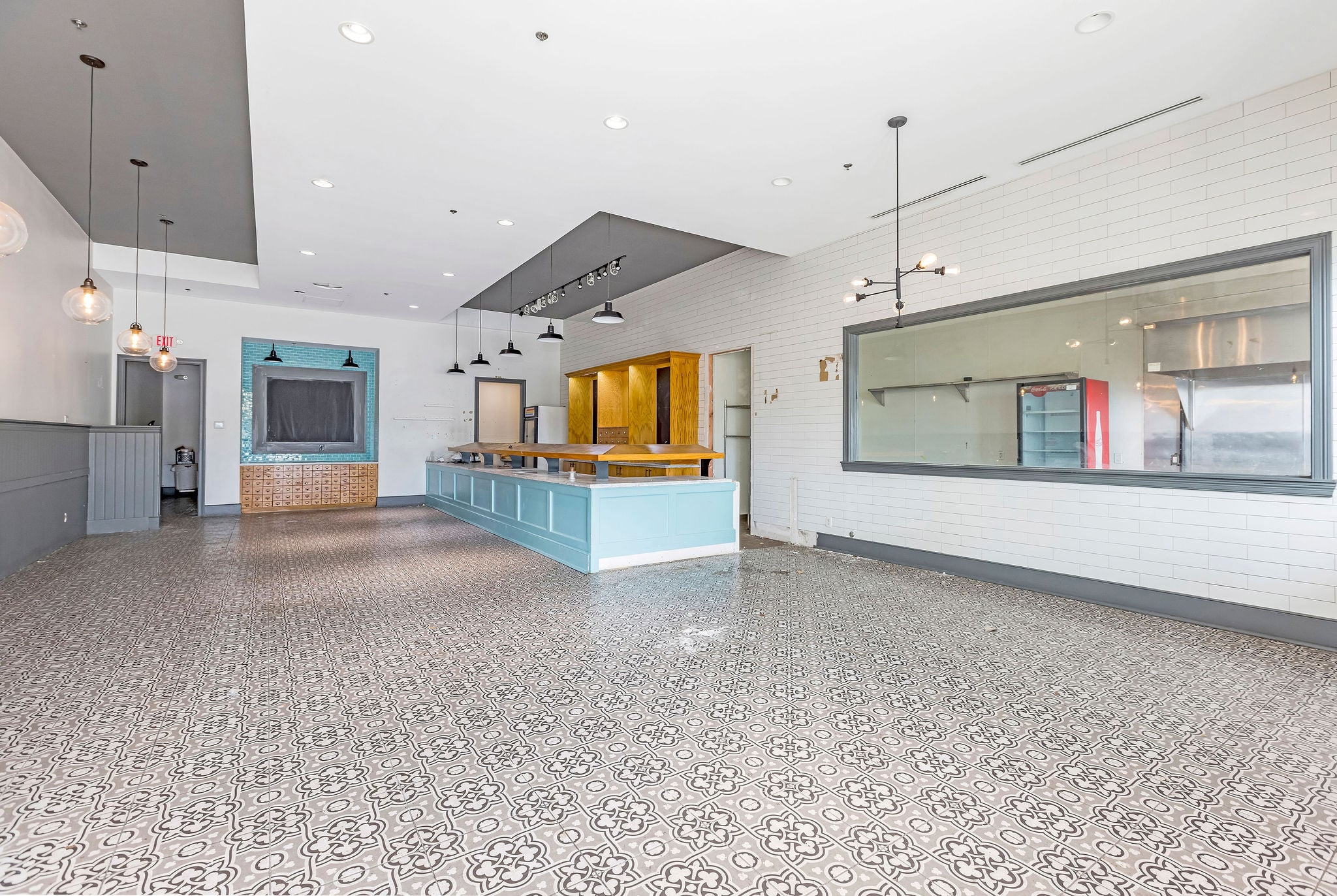 2,747 SF retail space available for lease with pre-existing restaurant/bakery buildout - Thumbnail 5