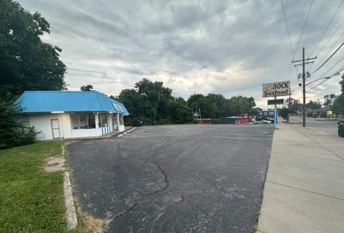 Fast Casual Restaurant for Sale in New Albany, IN, $350K