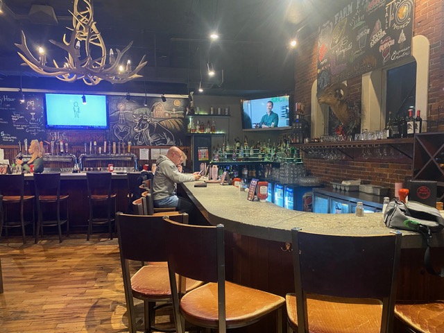 Excellent LOCATION Downtown at Major Intersection FULL scale restaurant/eatery/food pavilion/ entertainment  center