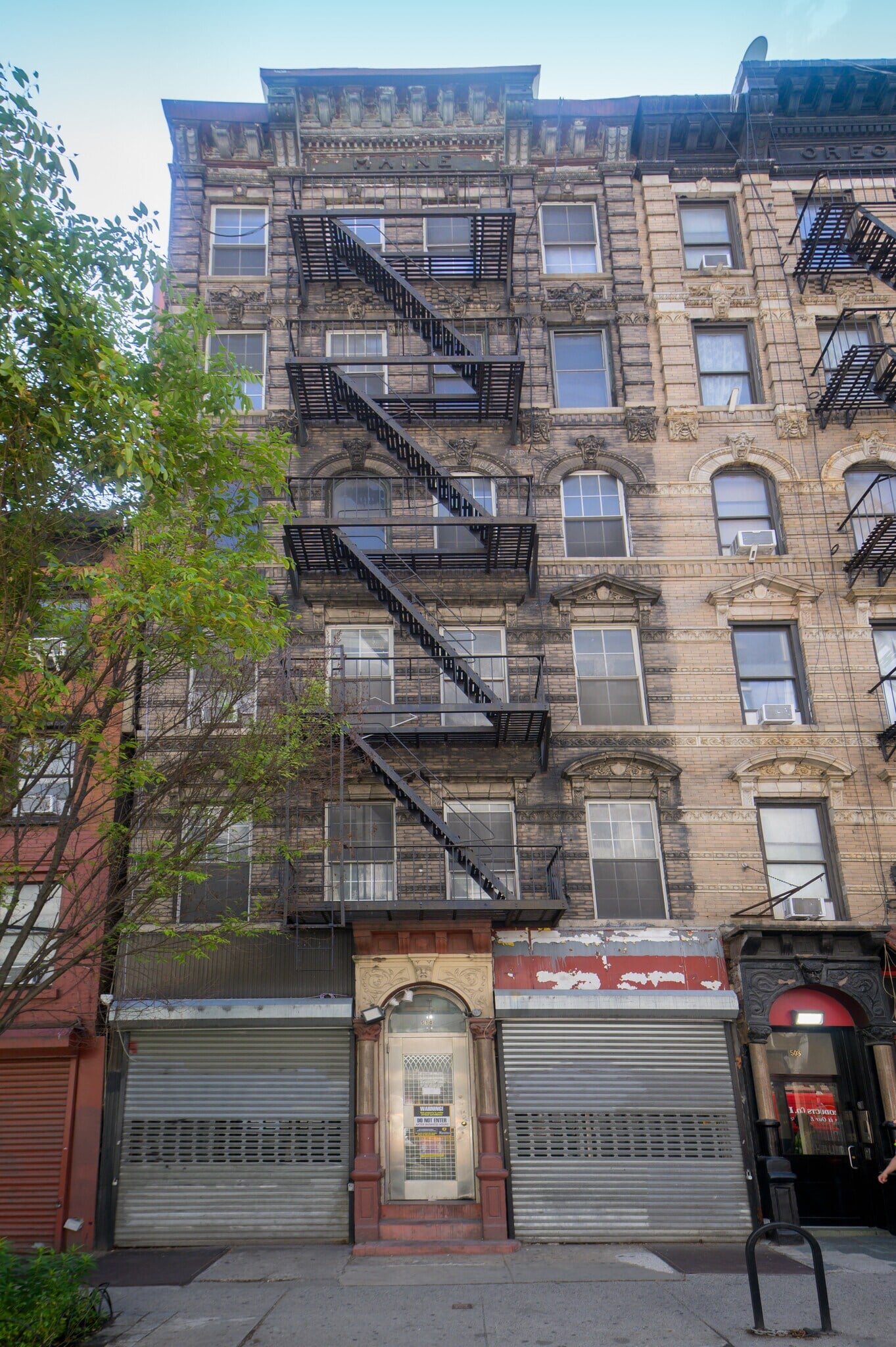 Full Restaurant for Lease in New York, NY, 500 SF - Thumbnail 5