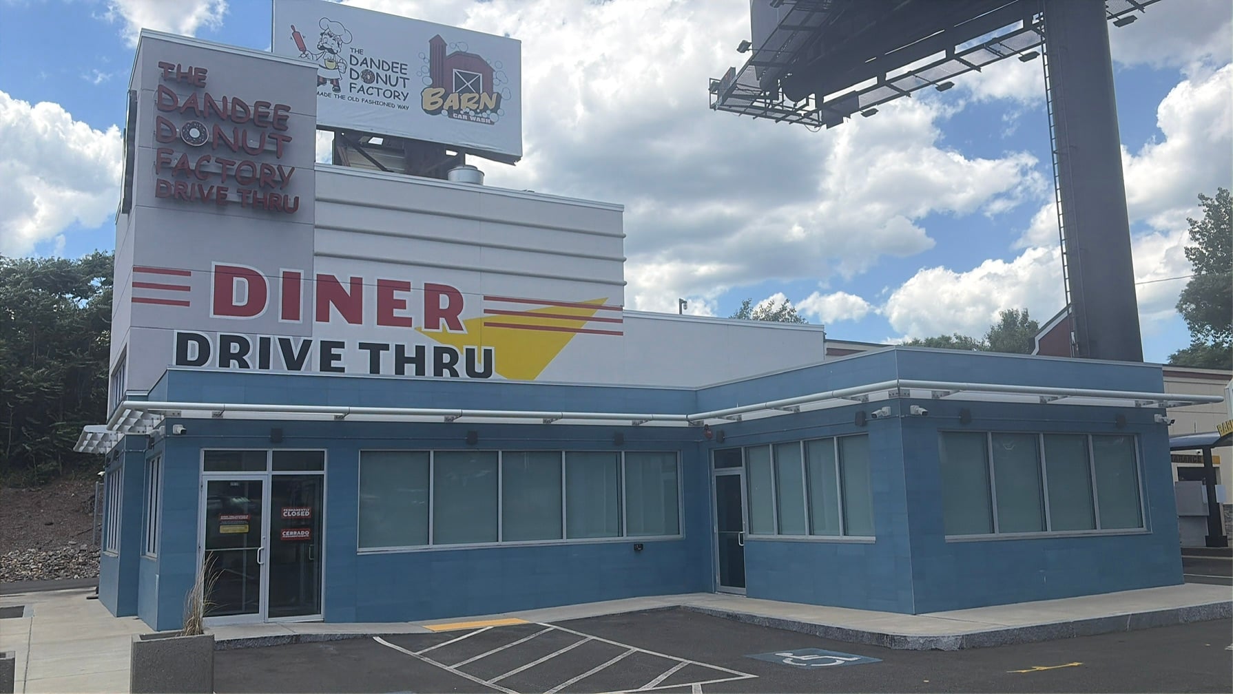 Drive-Thru Restaurant for Lease in Revere, MA, 4,885 SF - Image 1