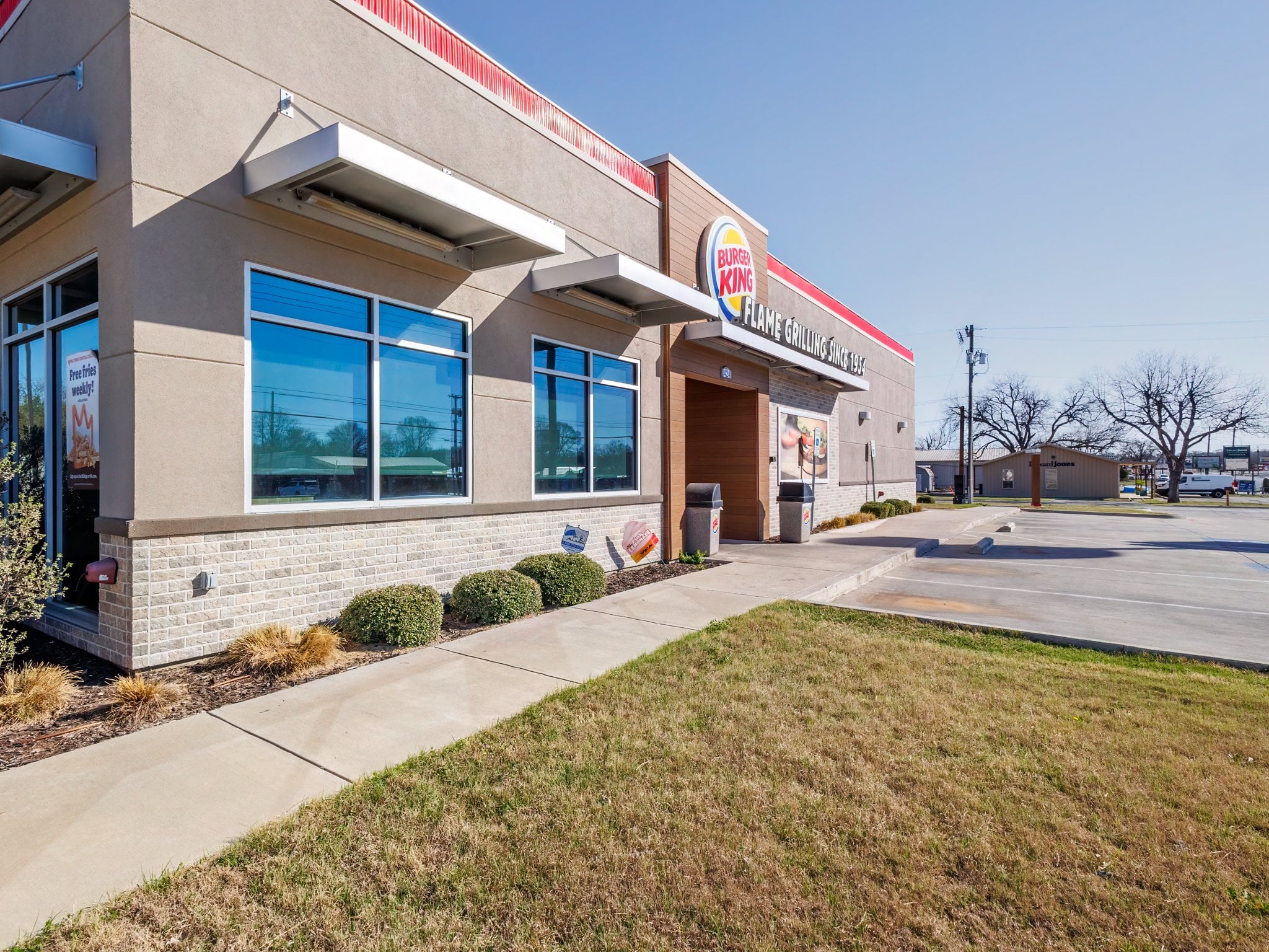 Former Burger King Available For Sale/Lease - Thumbnail 4
