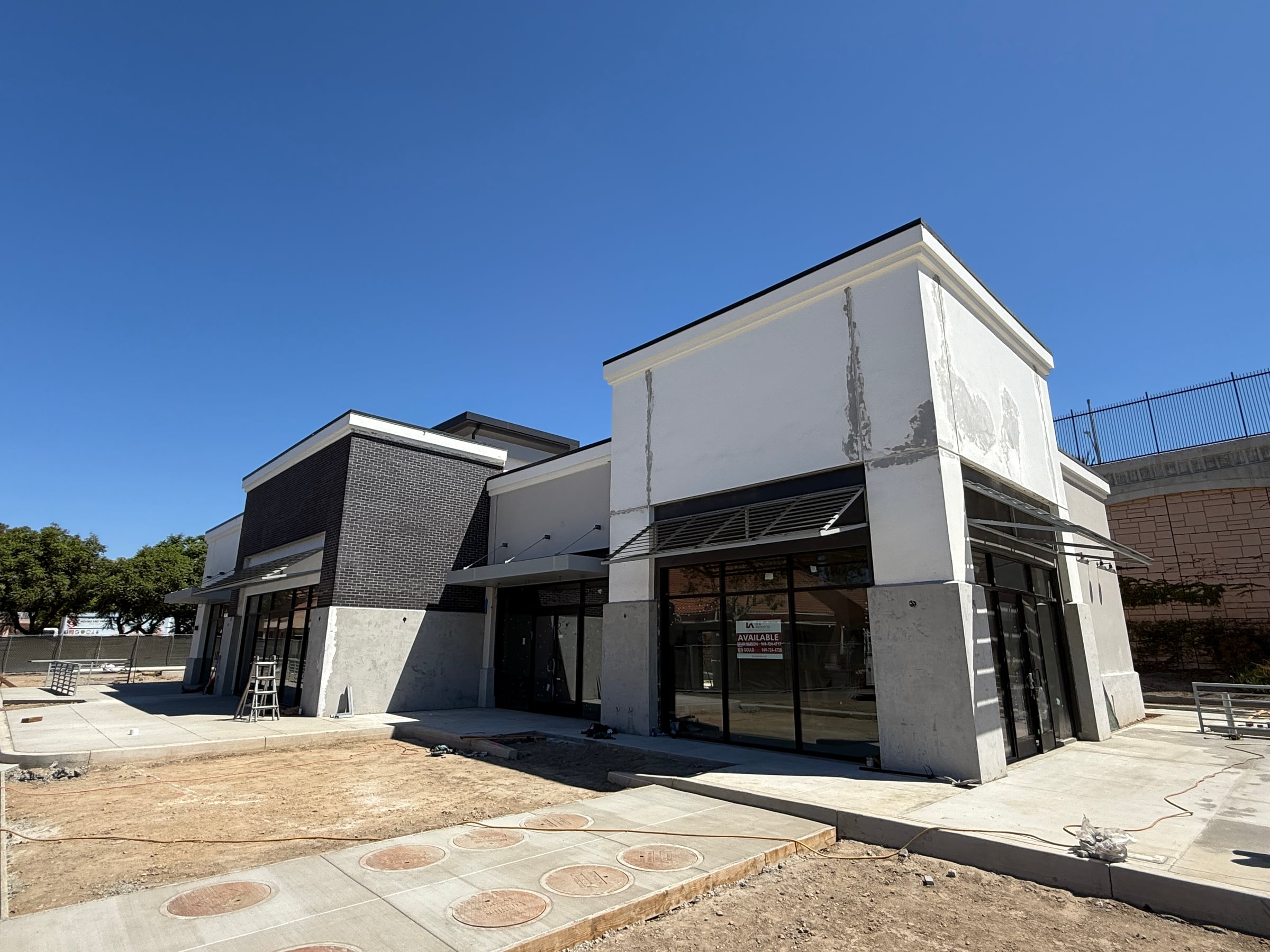 Multi-Use Drive Thru for Lease in Atwood, Placentia, CA – 1,760 SF