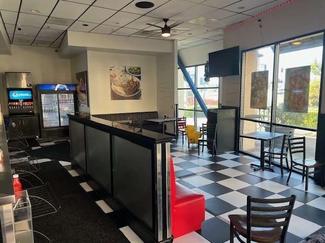 SUBLEASE! Turnkey Sandwich / Coffee Shop - Thumbnail 6