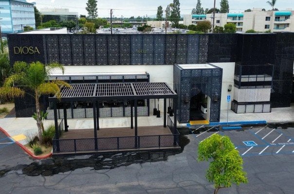 Full Restaurant for Sub-Lease in Downey, CA, 9,400 SF - Image 1