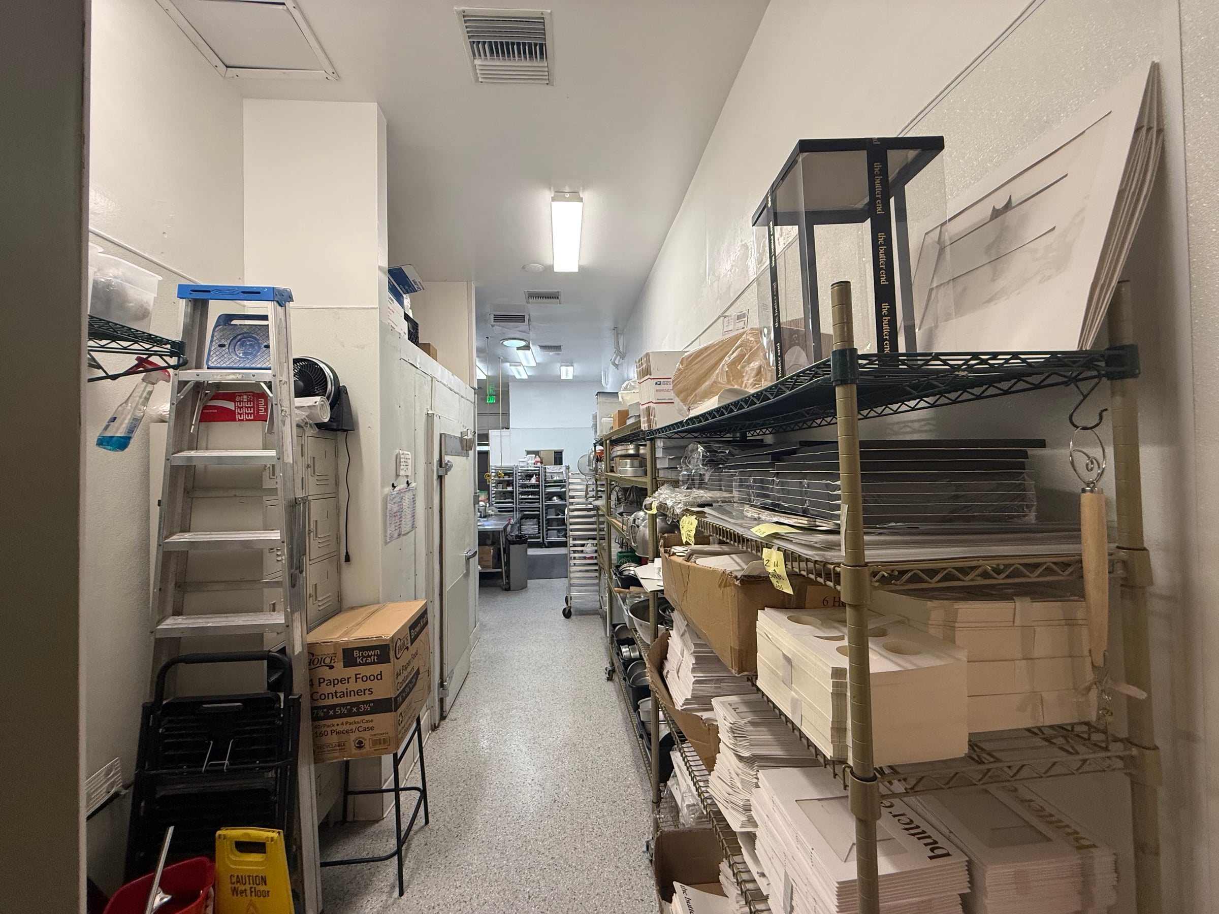 Fast Casual for Lease Santa Monica, CA – 1,200 SF - Thumbnail 3