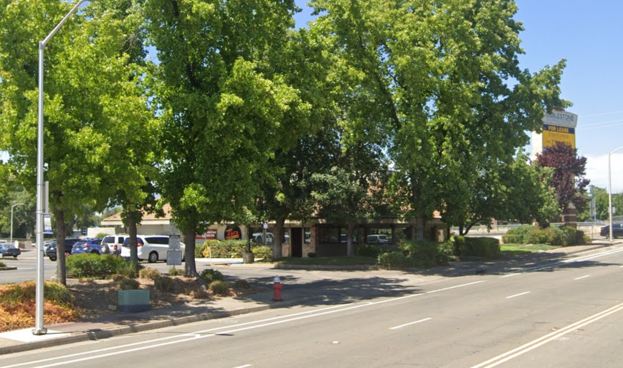 Full Restaurant for Lease - Thumbnail 2