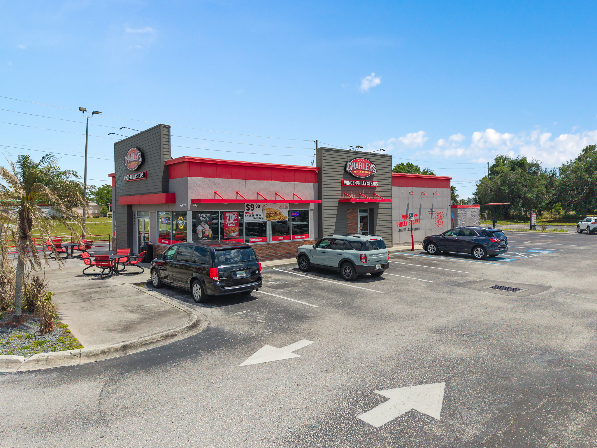Investment QSR with a drive-thru Active lease - Thumbnail 2