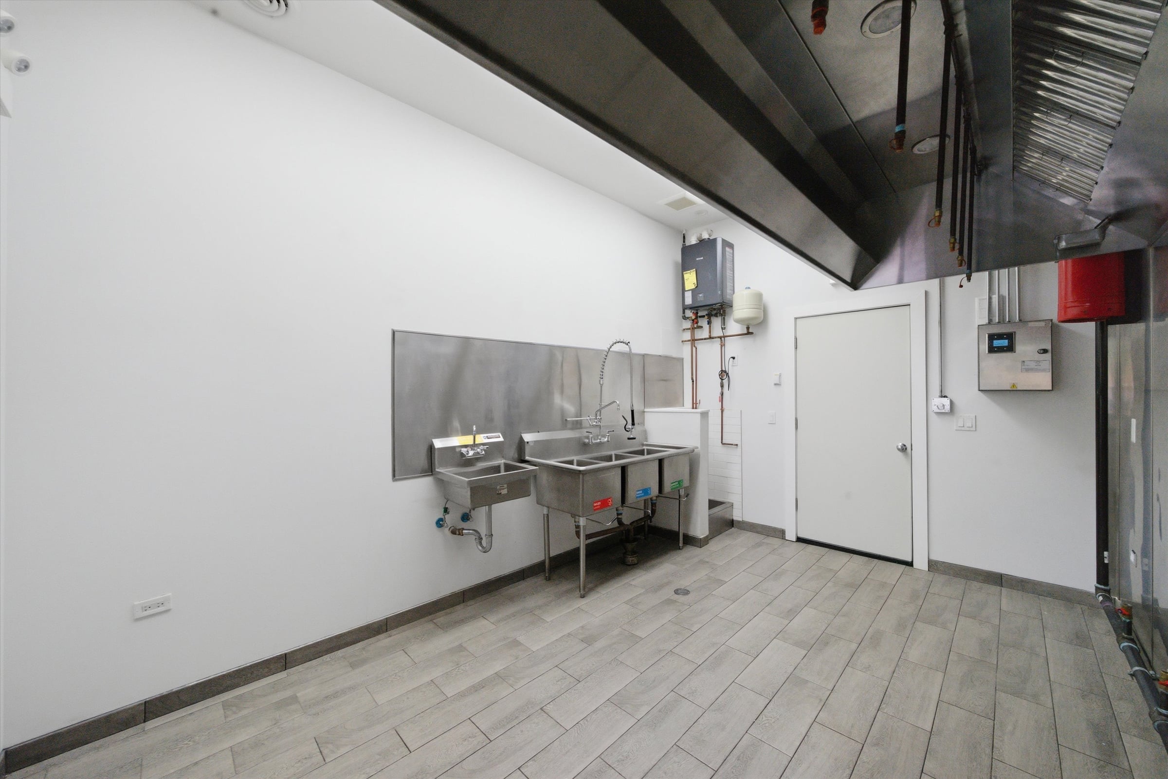 Second Gen Restaurant in Lincoln Square - Thumbnail 4