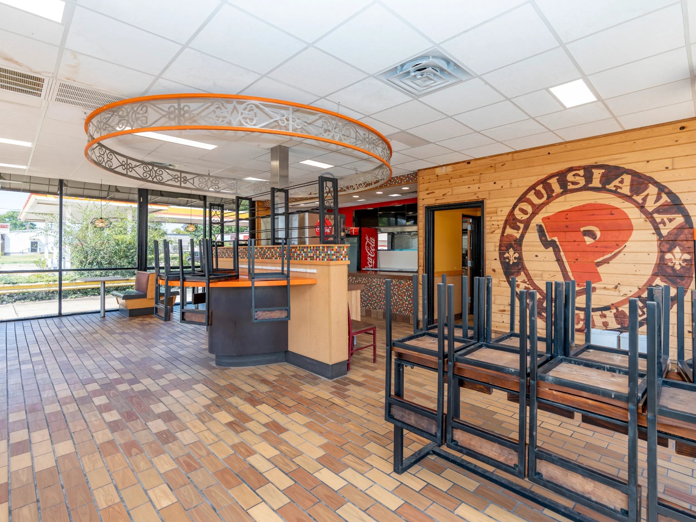 Freestanding retail/restaurant opportunity - Thumbnail 3