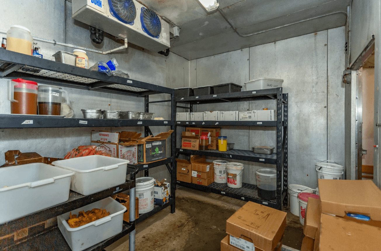 Restaurant property for sale on Pelham Parkway - Thumbnail 4