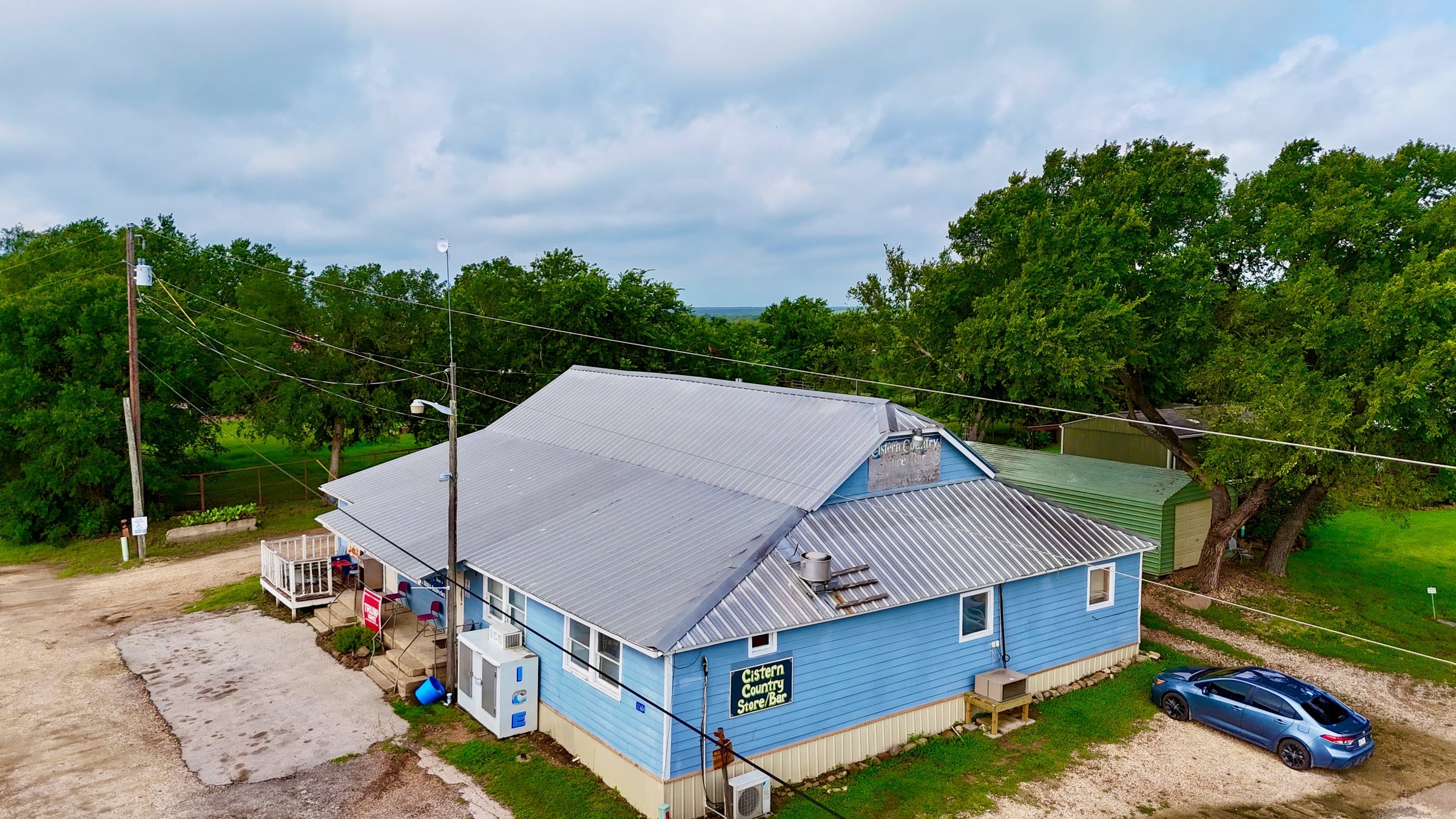 Multi-Use Full Restaurant for Sale in Flatonia, TX, $320K