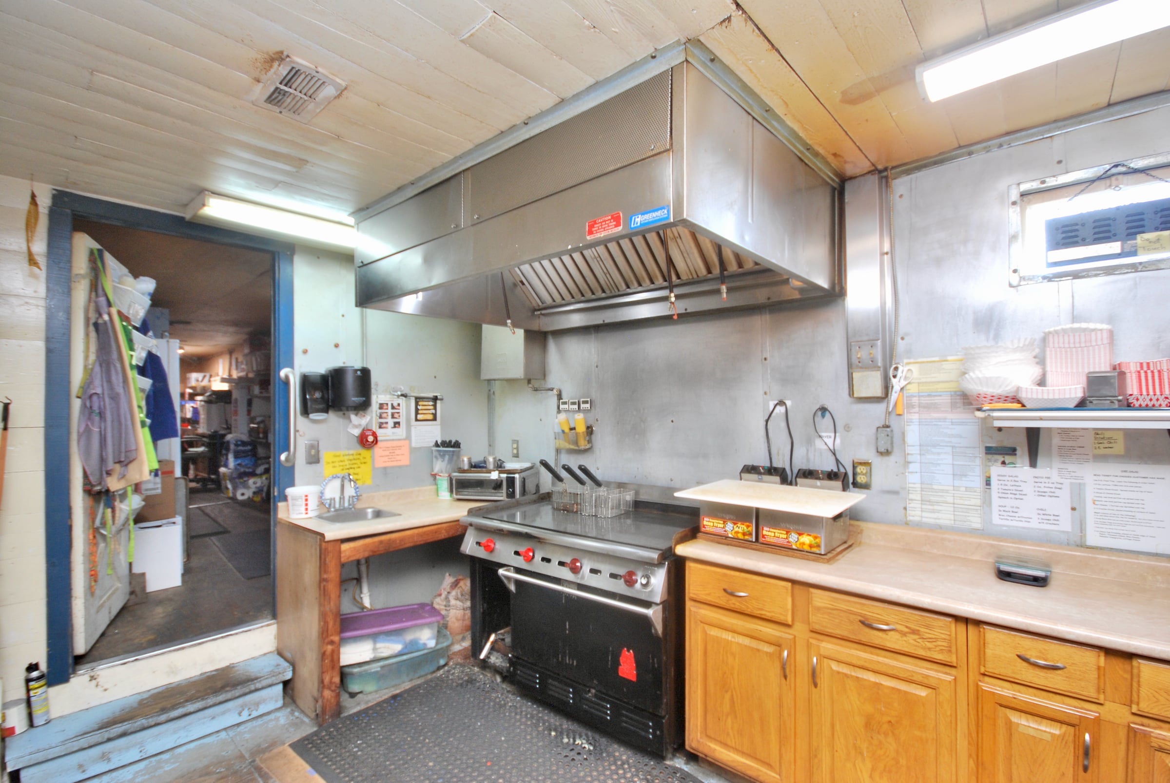Multi-Use Full Restaurant for Sale in Flatonia, TX, $320K - Thumbnail 3