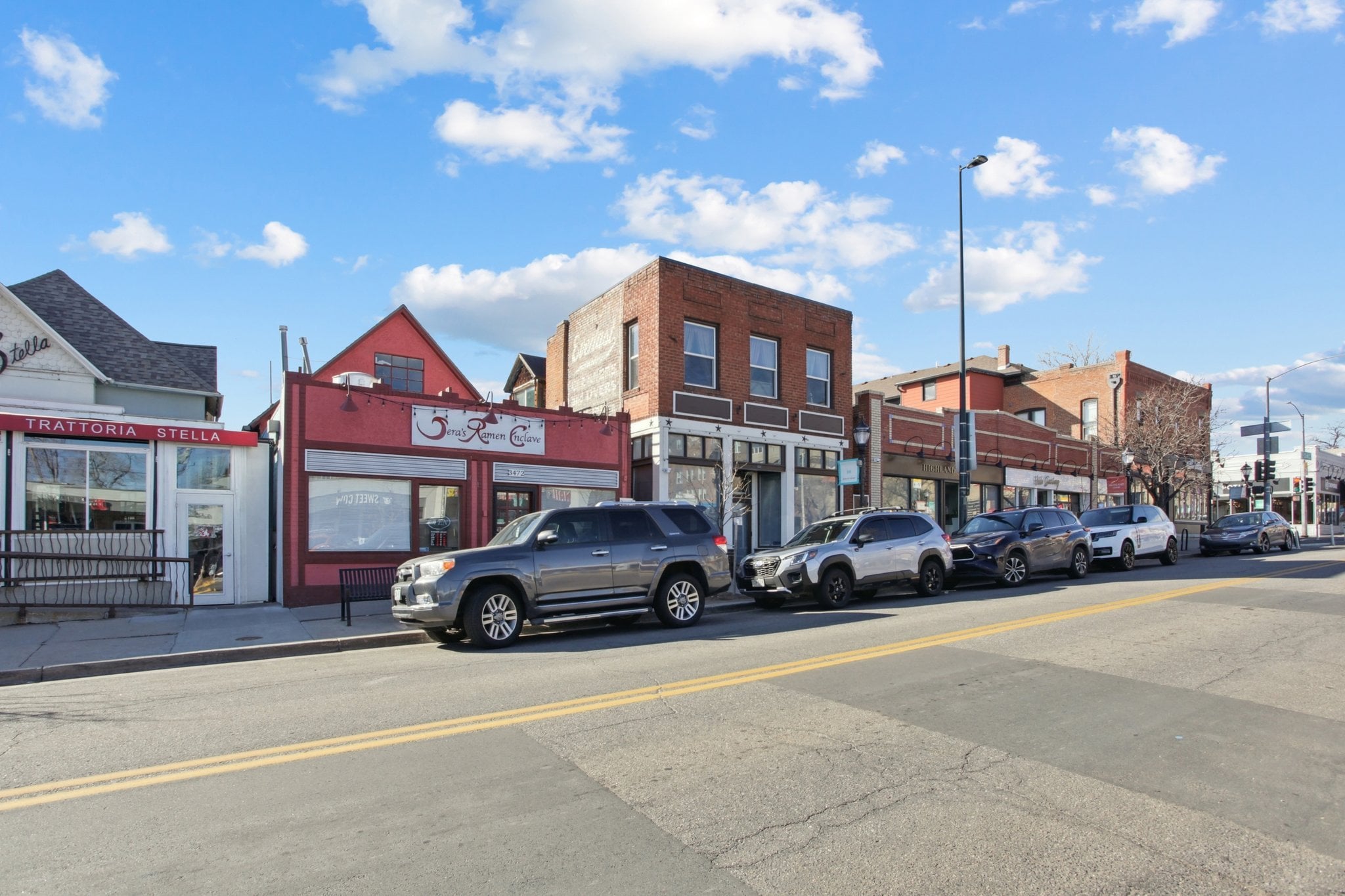 Premium 2nd Generation Restaurant Space in Highlands - Image 1