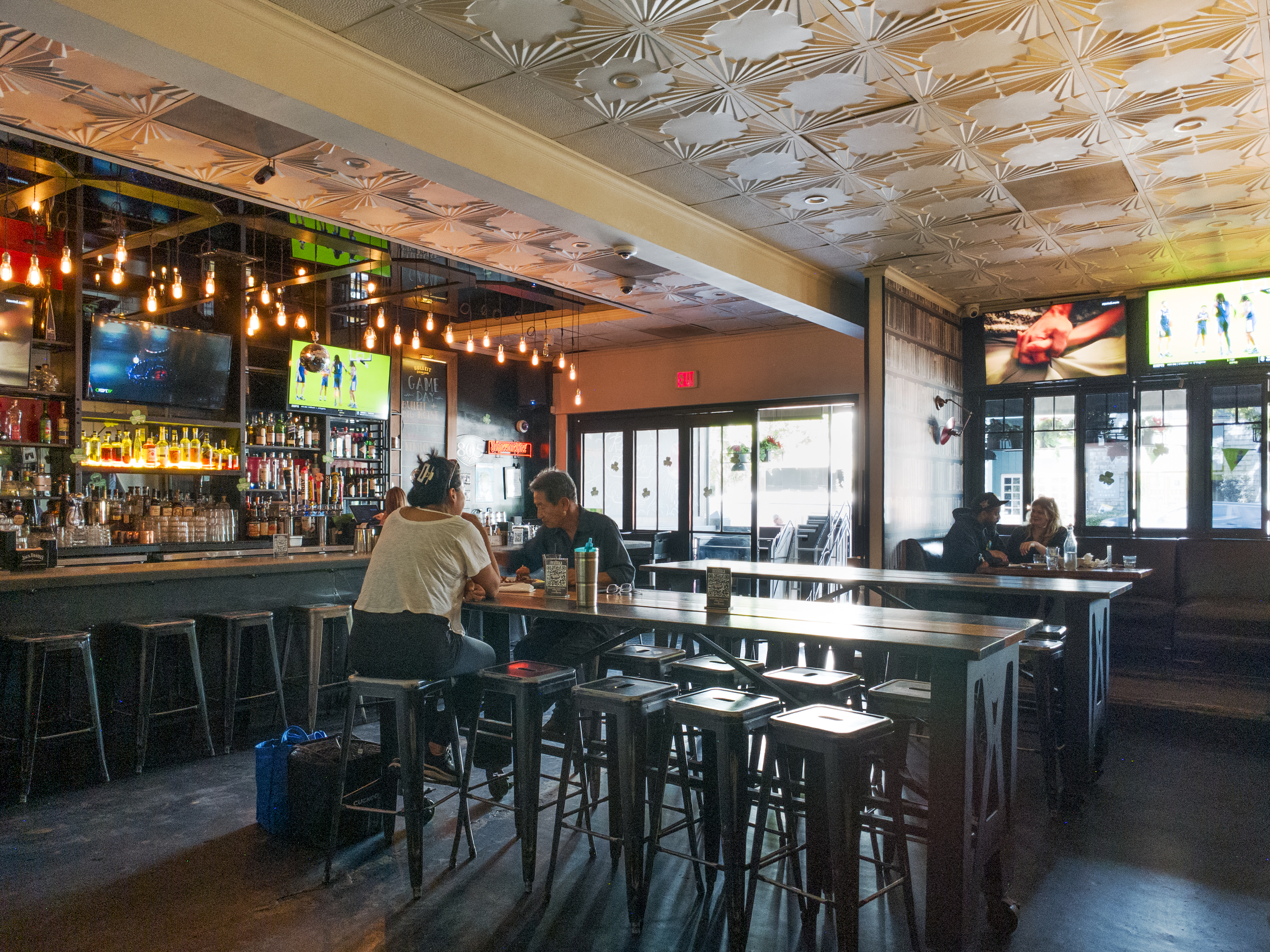 Turnkey 2nd Gen Restaurant on La Cienega - Thumbnail 5