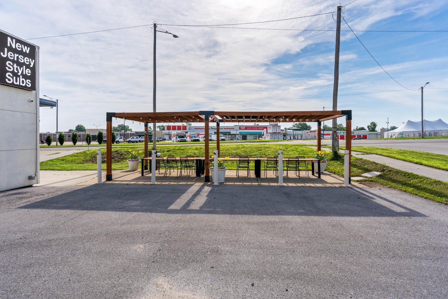 Drive-Thru Restaurant for Sale in Marshalltown, IA, 644 SF - Thumbnail 2