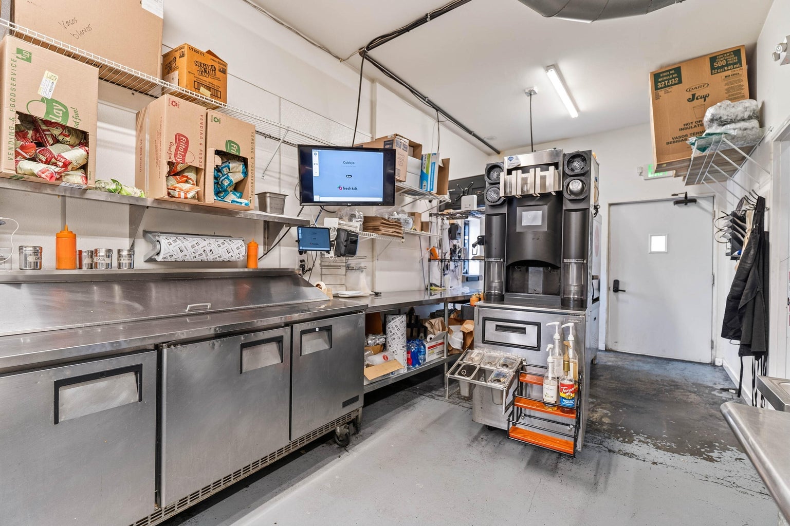 Drive-Thru Restaurant for Sale in Marshalltown, IA, 644 SF
