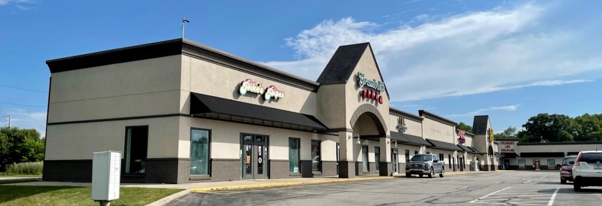 Italian Restaurant for Lease in Lawrence - Thumbnail 5