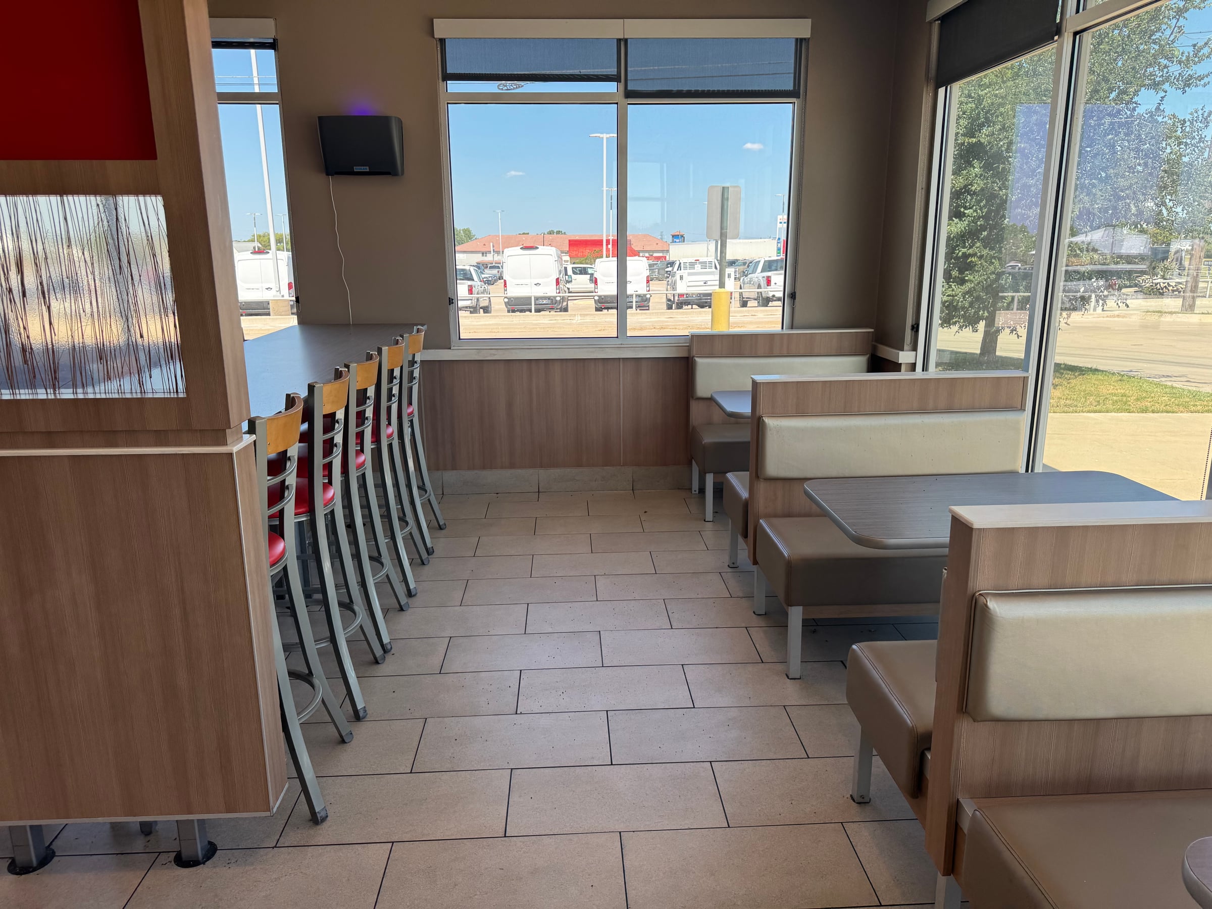 Drive-Thru Restaurant for Sale in Stephenville, TX, $1.5M - Thumbnail 3