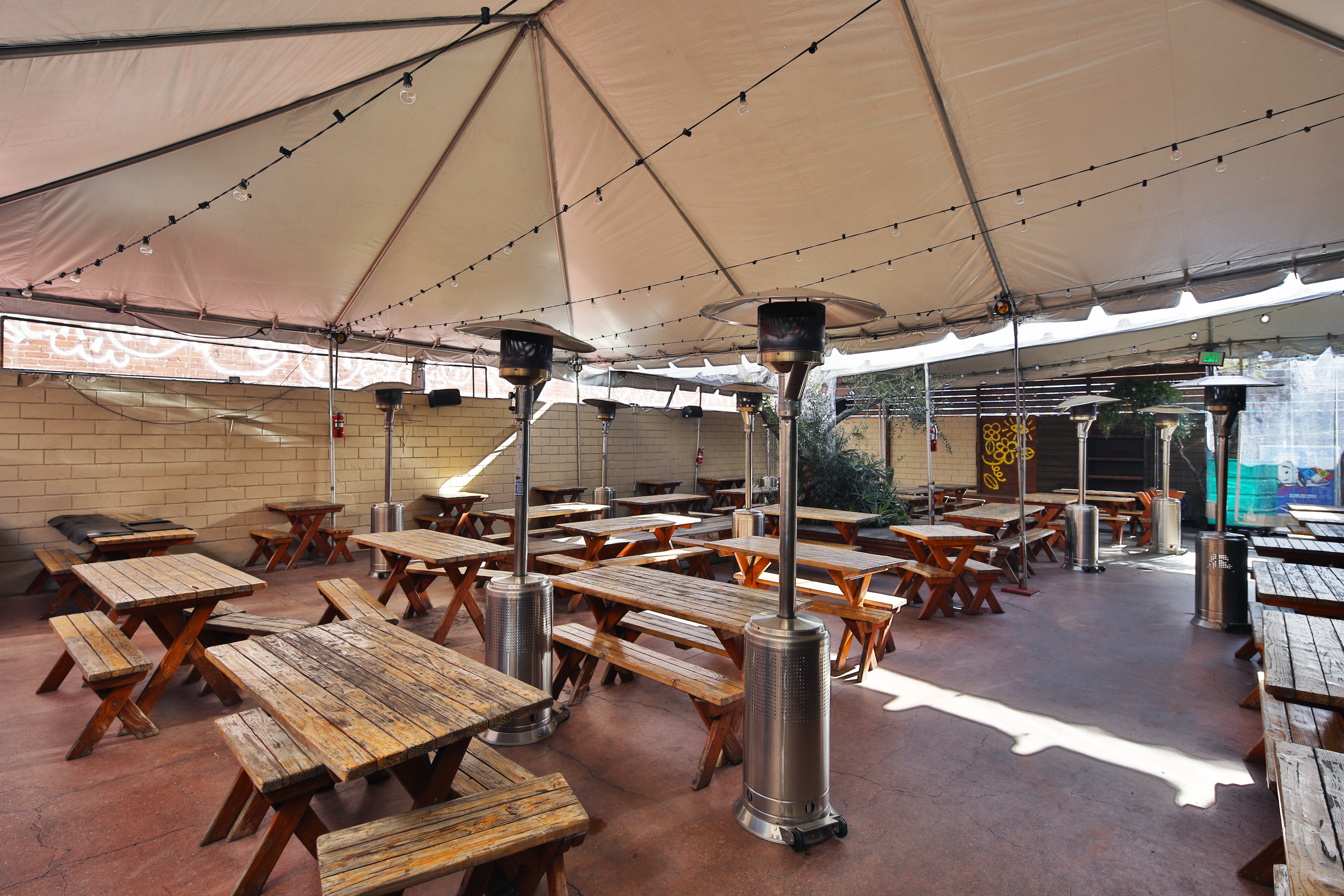 Multi-Use Full Restaurant for Lease in Los Angeles CA - Thumbnail 9