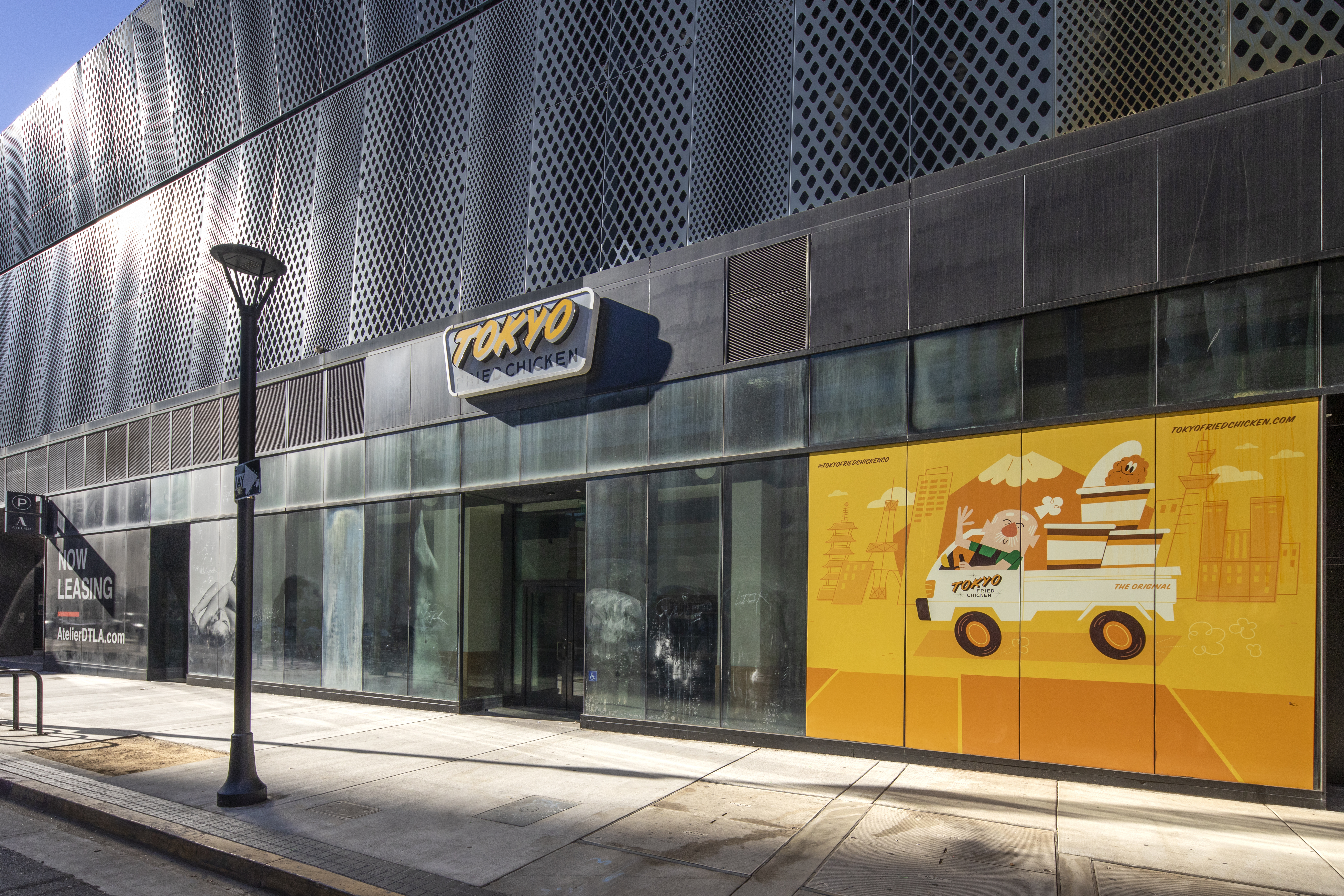 Multi-Use Fast Casual for Lease in Los Angeles CA - Thumbnail 1