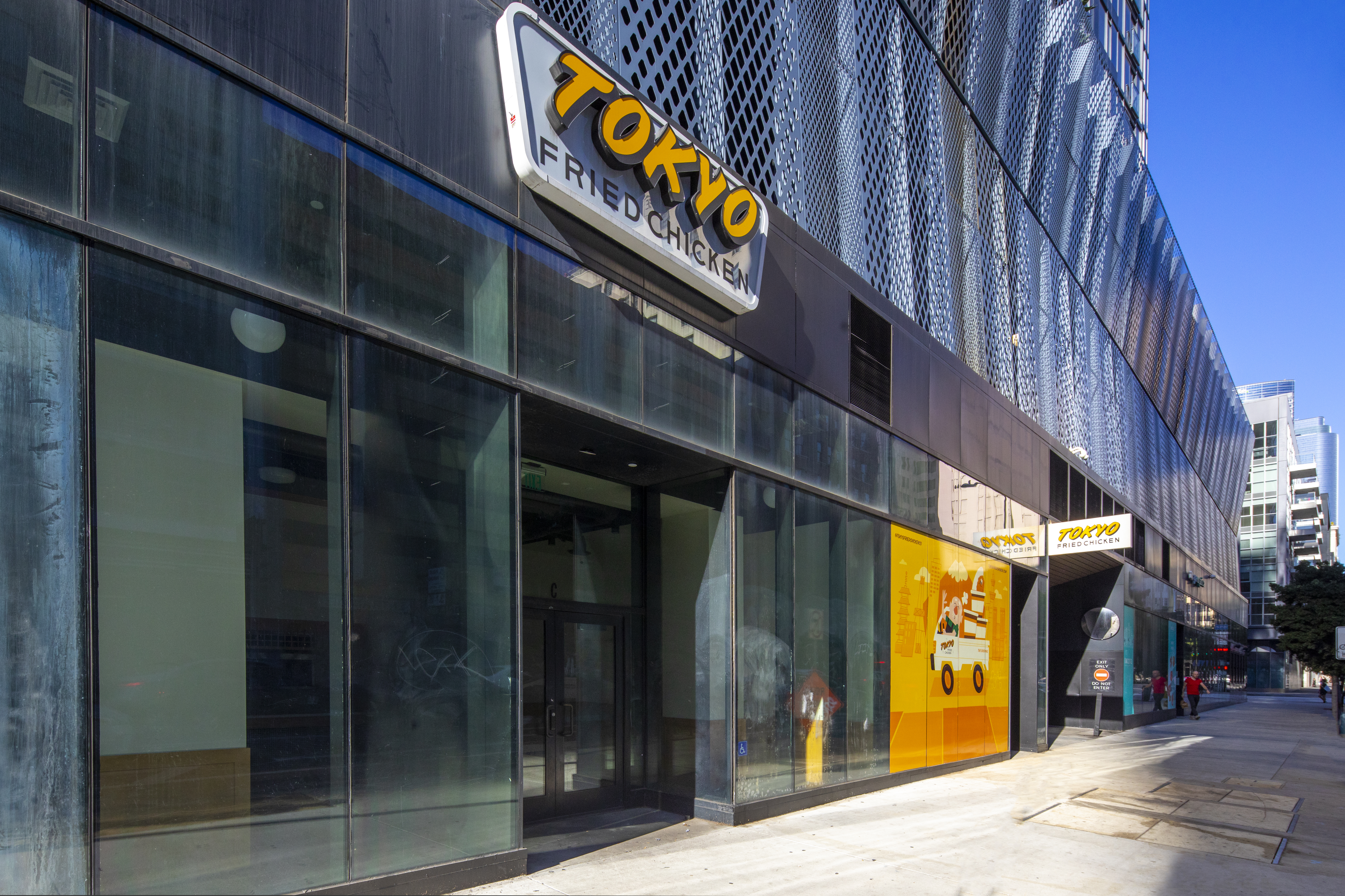 Multi-Use Fast Casual for Lease in Los Angeles CA - Thumbnail 2