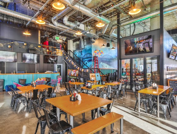 Full Restaurant for Lease in Los Angeles CA